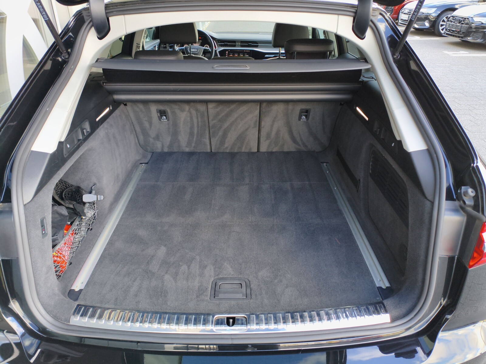 Audi A6 Avant - zdjęcie 28