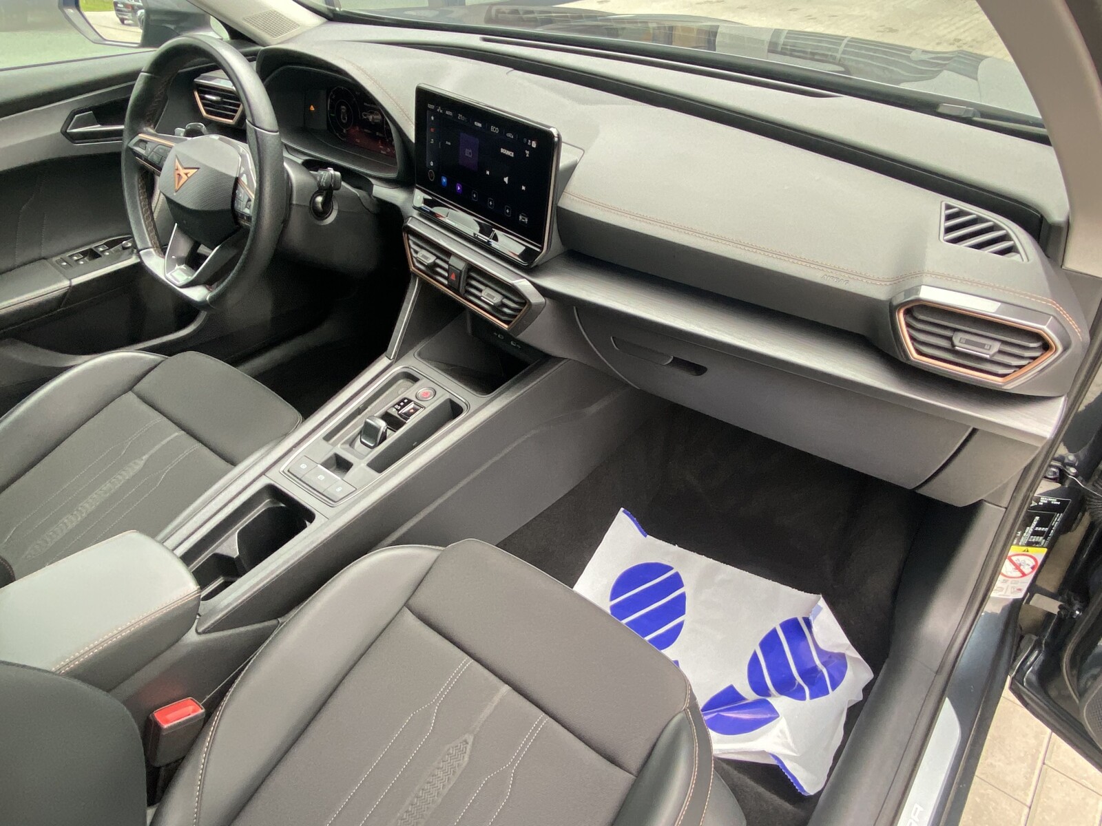 Cupra Formentor - zdjęcie 18