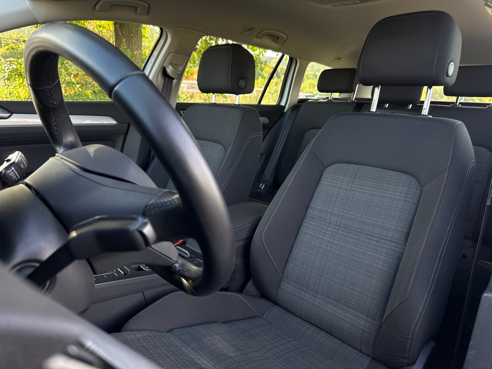 Volkswagen Passat - zdjęcie 13