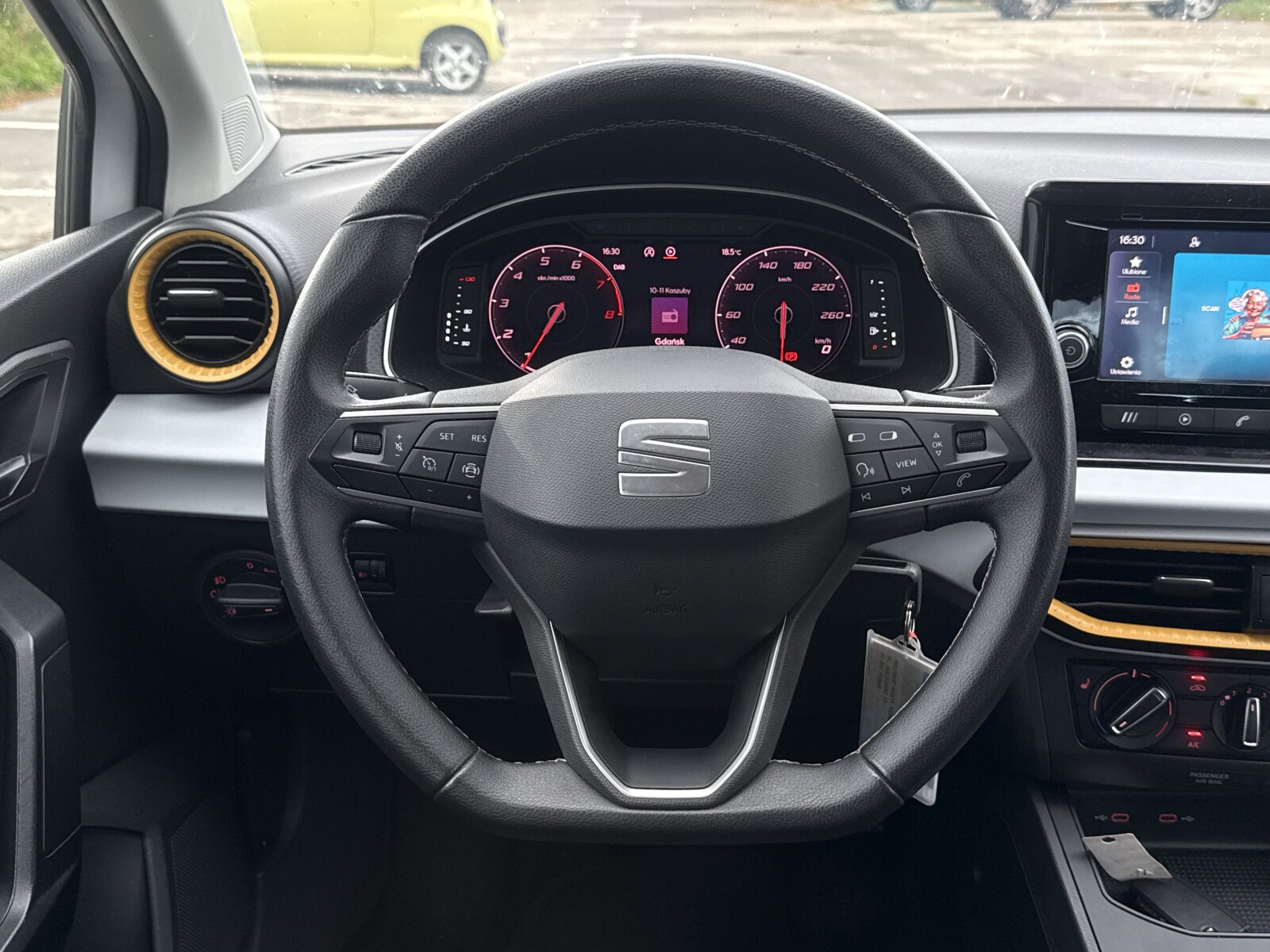 Seat Ibiza - zdjęcie 14