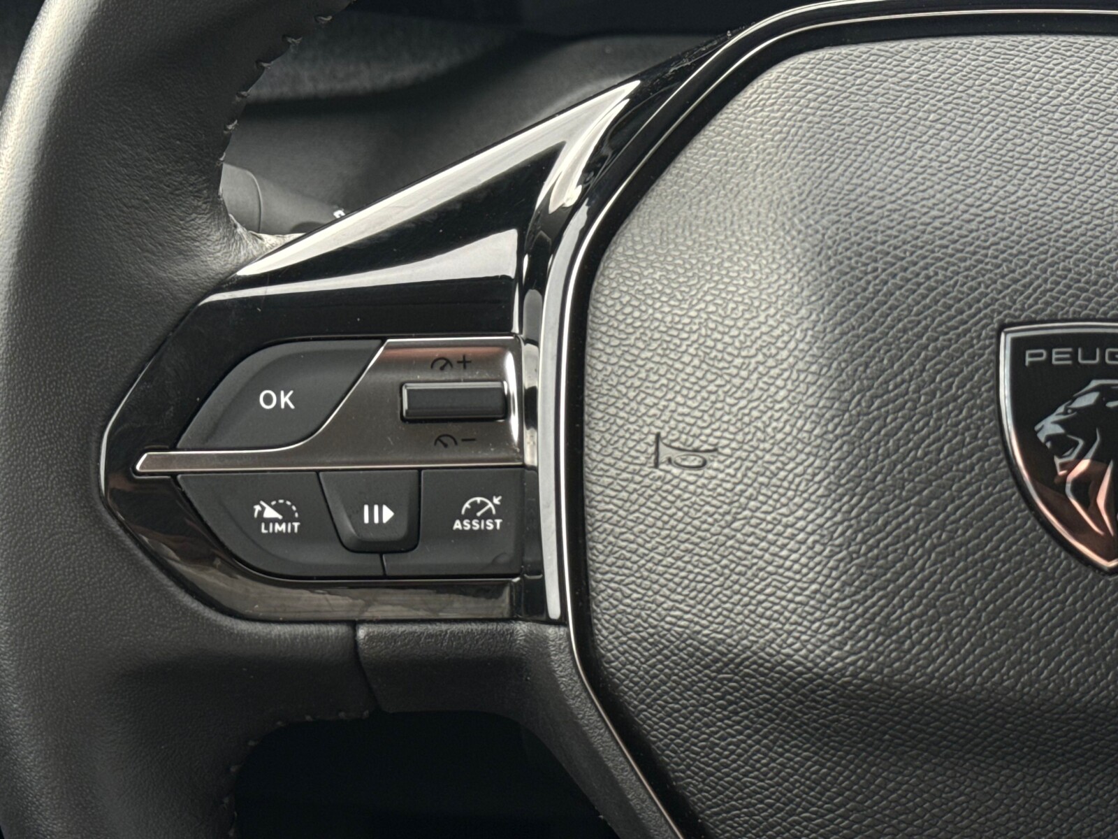 Peugeot 308 - zdjęcie 16