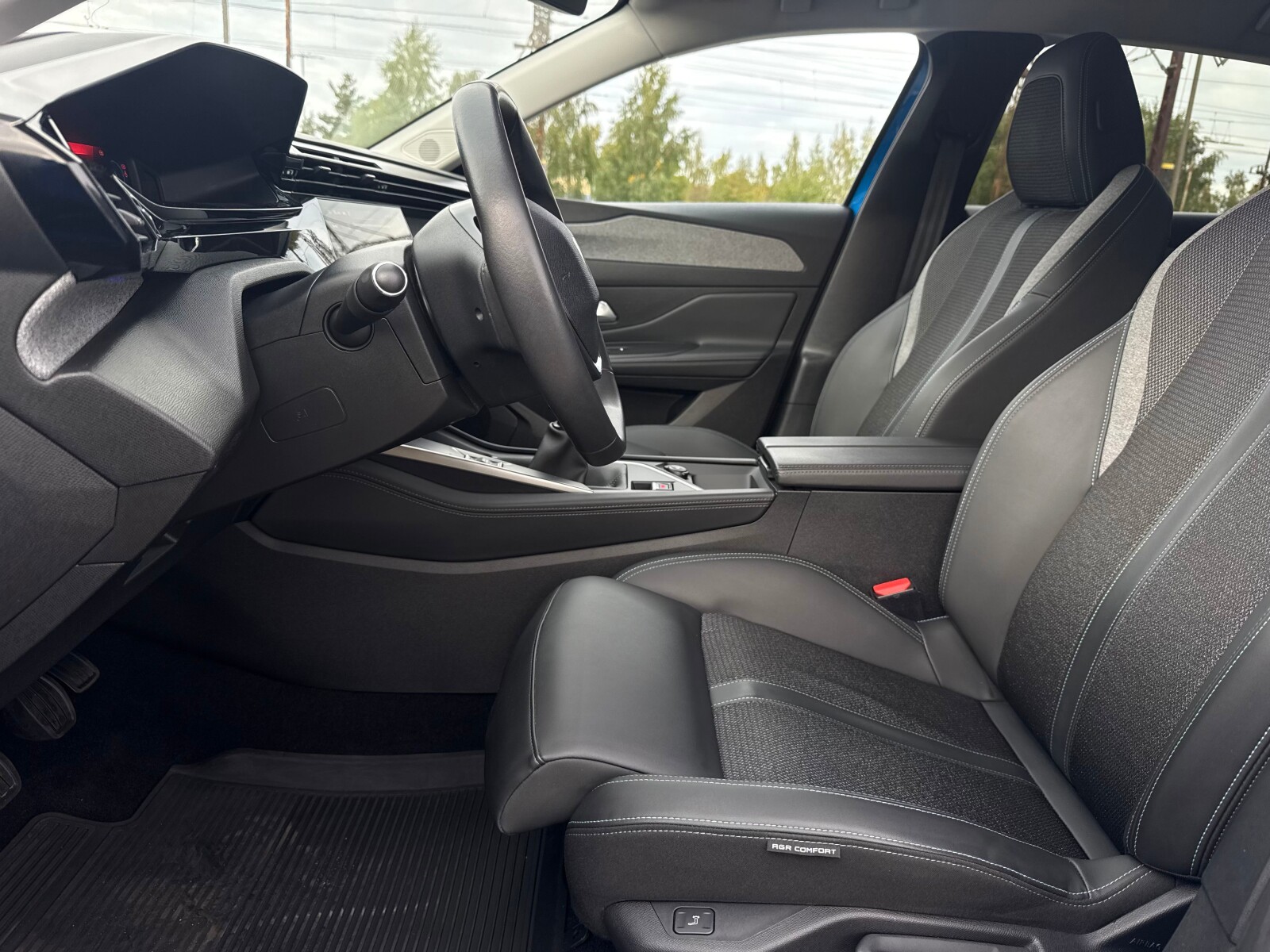 Peugeot 308 - zdjęcie 10