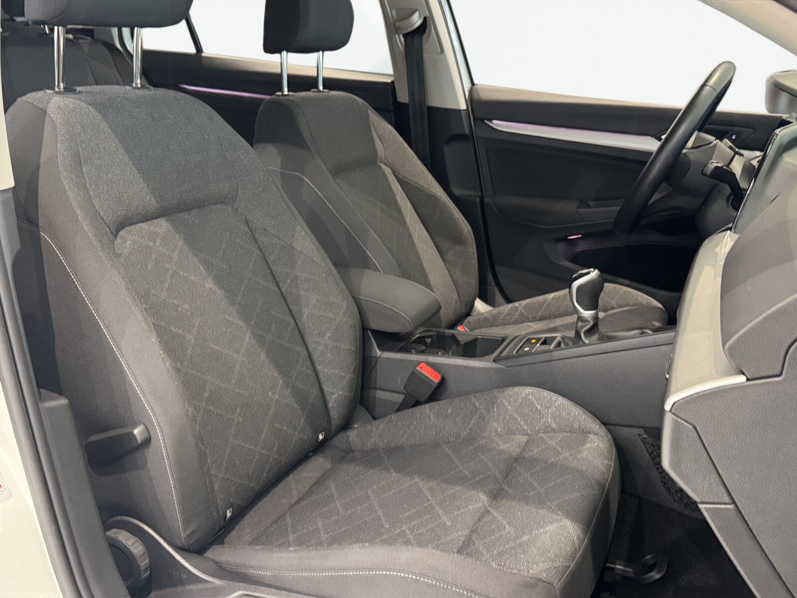 Volkswagen Golf - zdjęcie 16