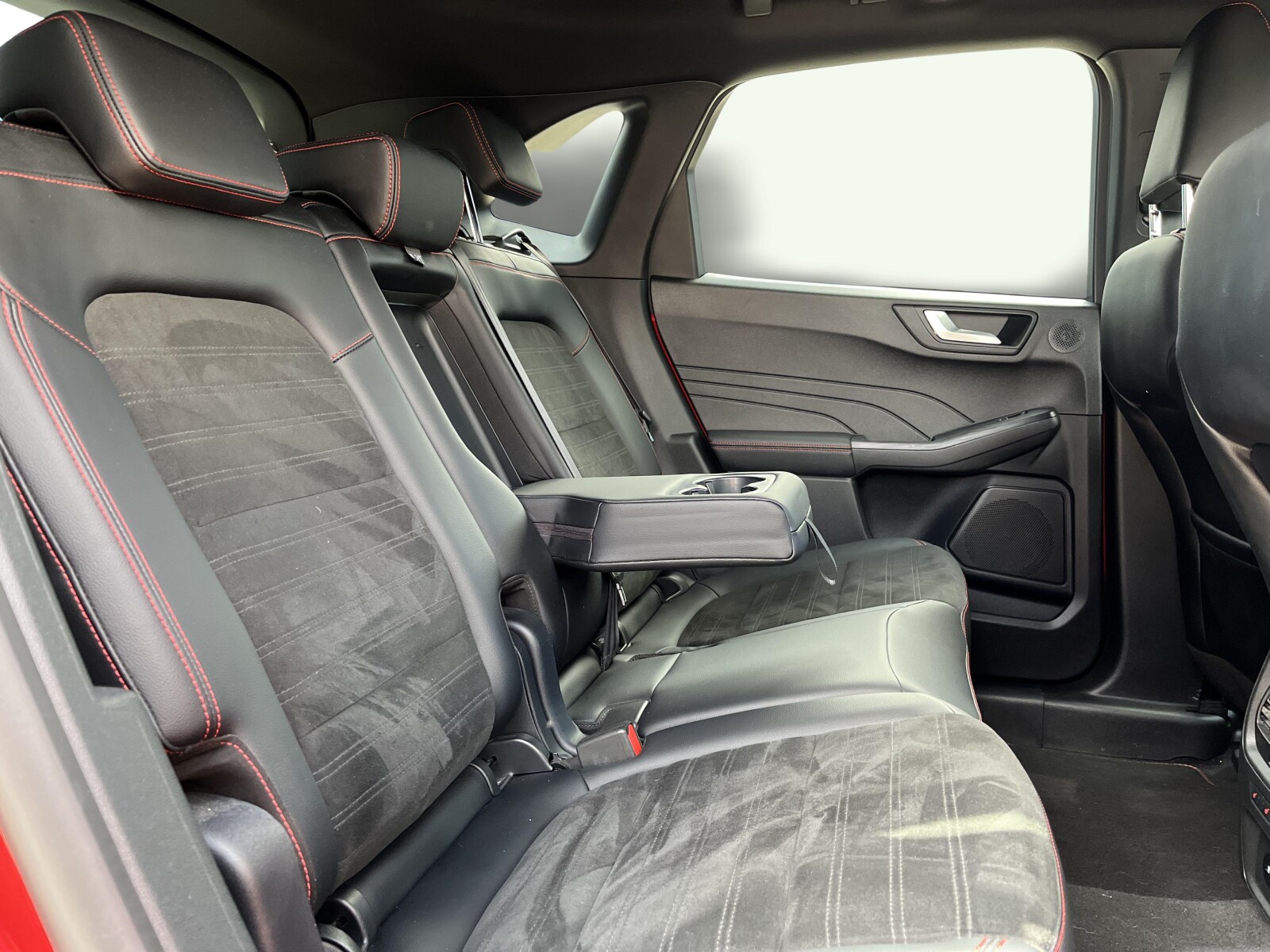 Ford Kuga - zdjęcie 19