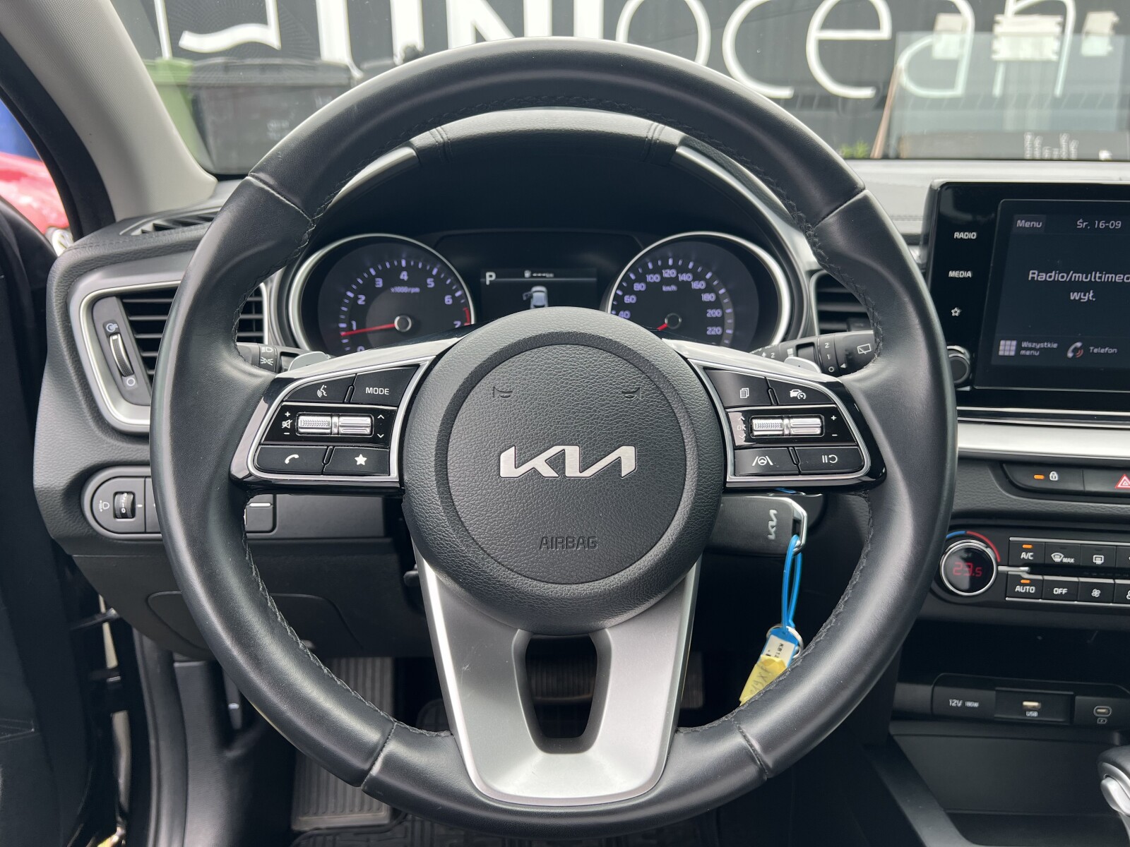 Kia XCeed - zdjęcie 17