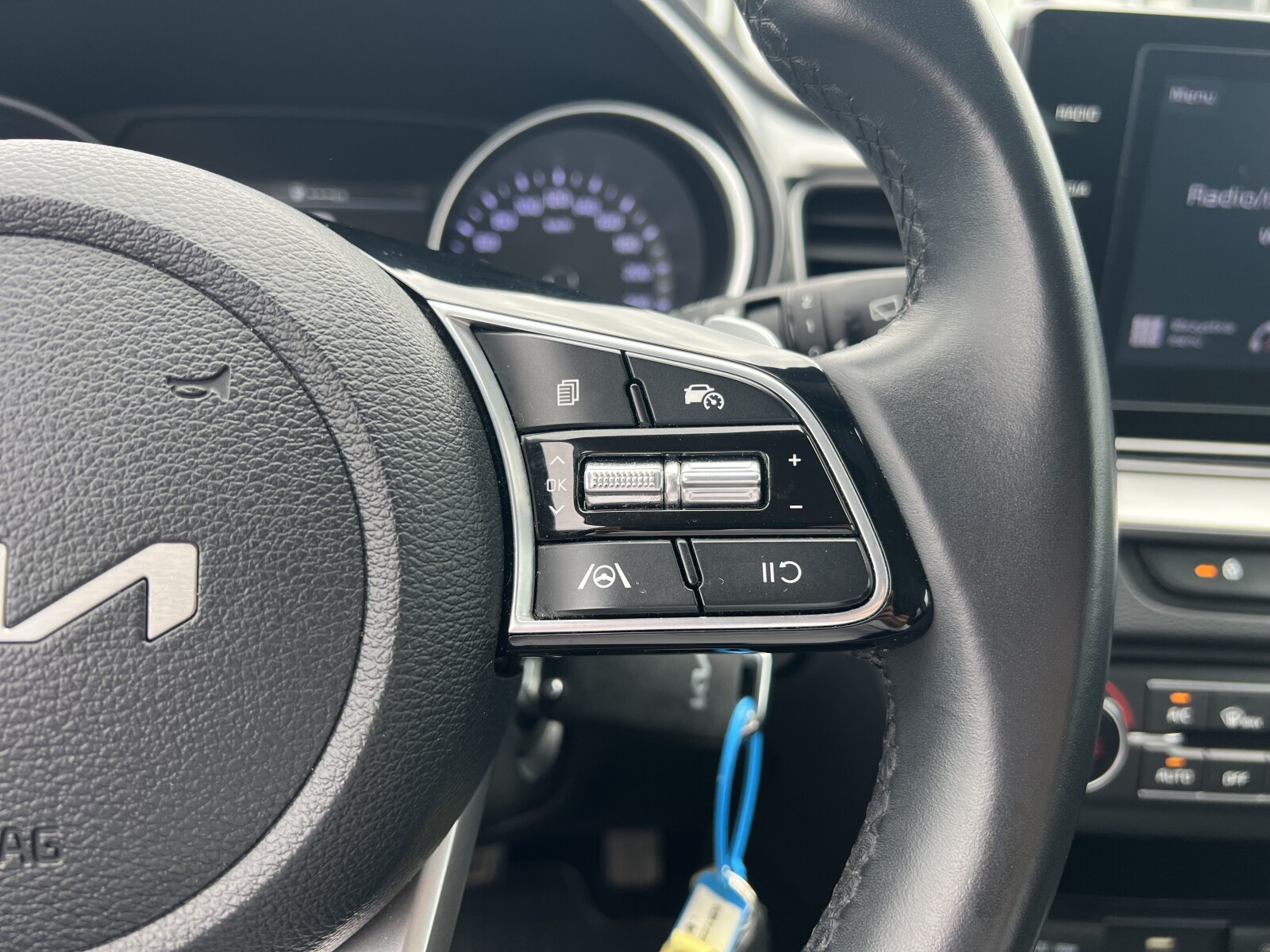 Kia XCeed - zdjęcie 16