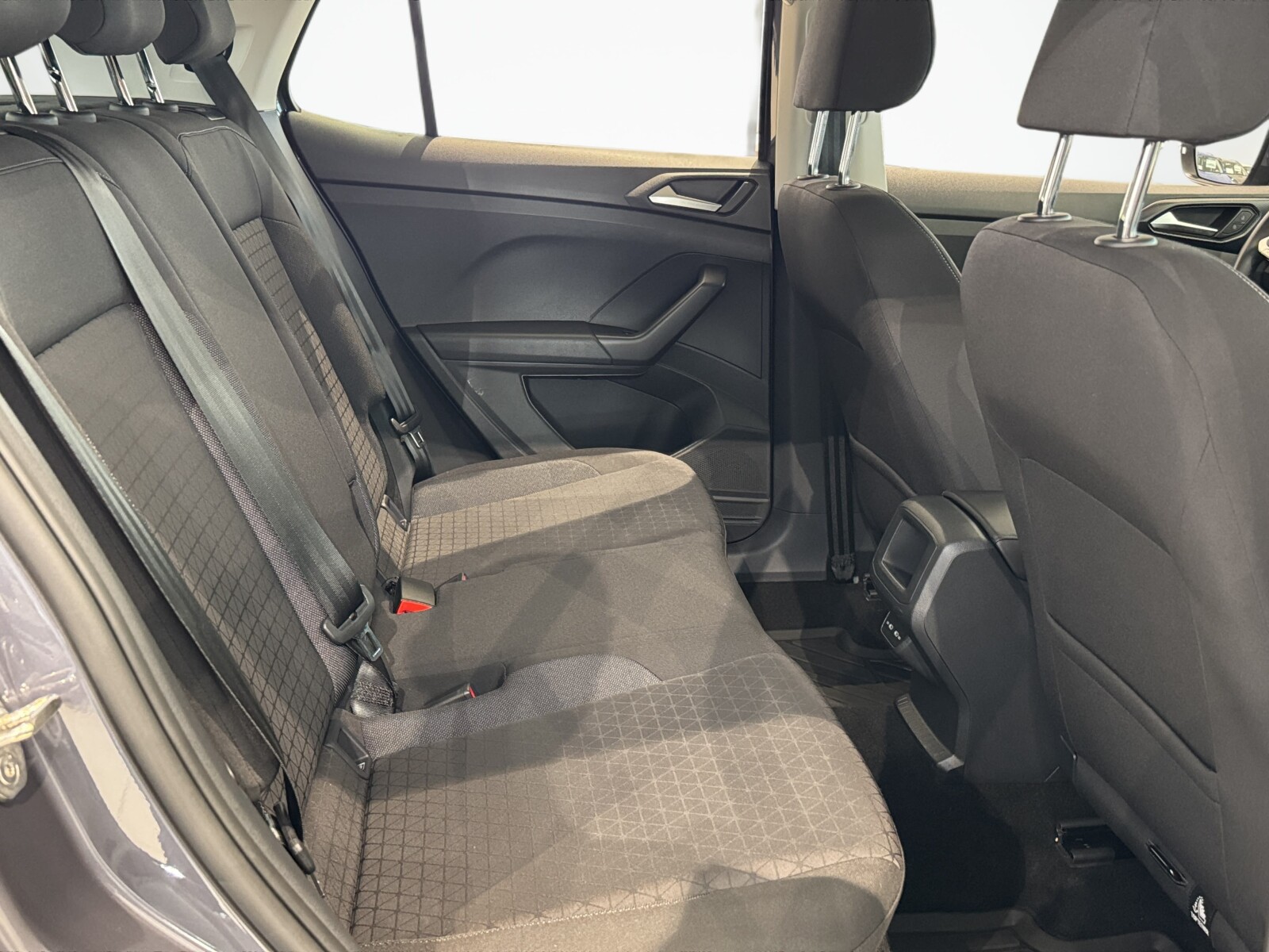Volkswagen T-Cross - zdjęcie 15