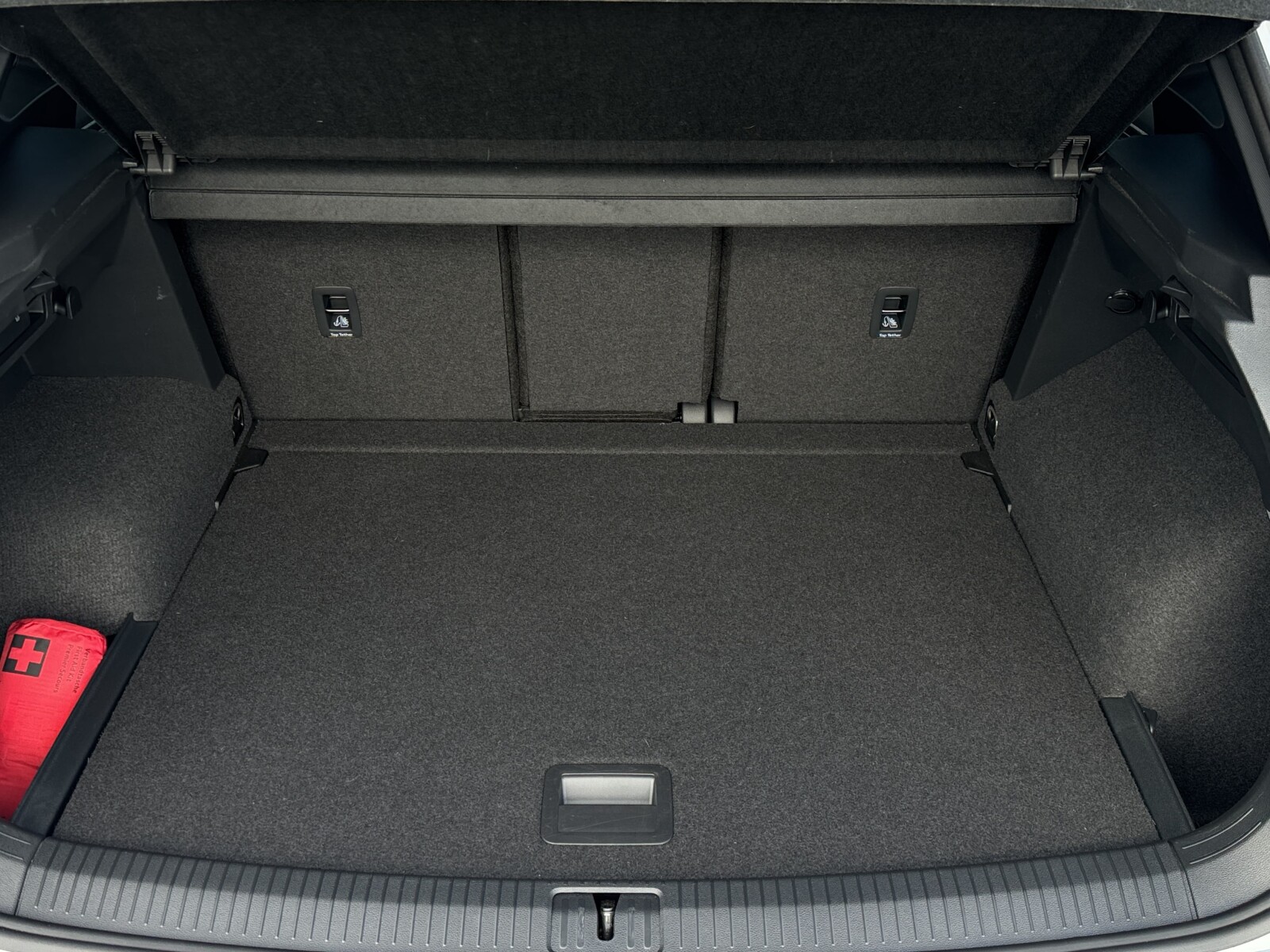 Volkswagen Tiguan - zdjęcie 33