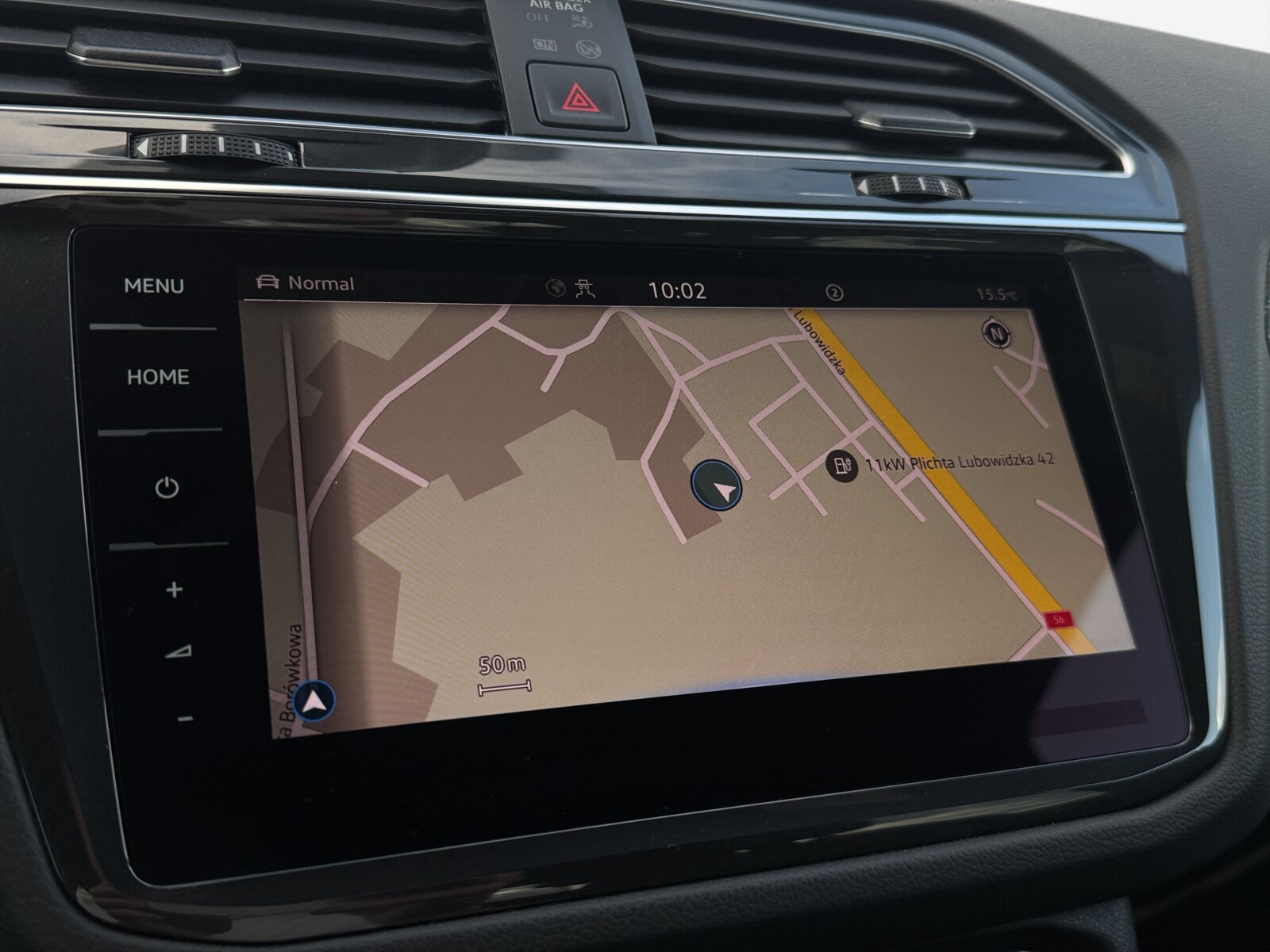 Volkswagen Tiguan - zdjęcie 17