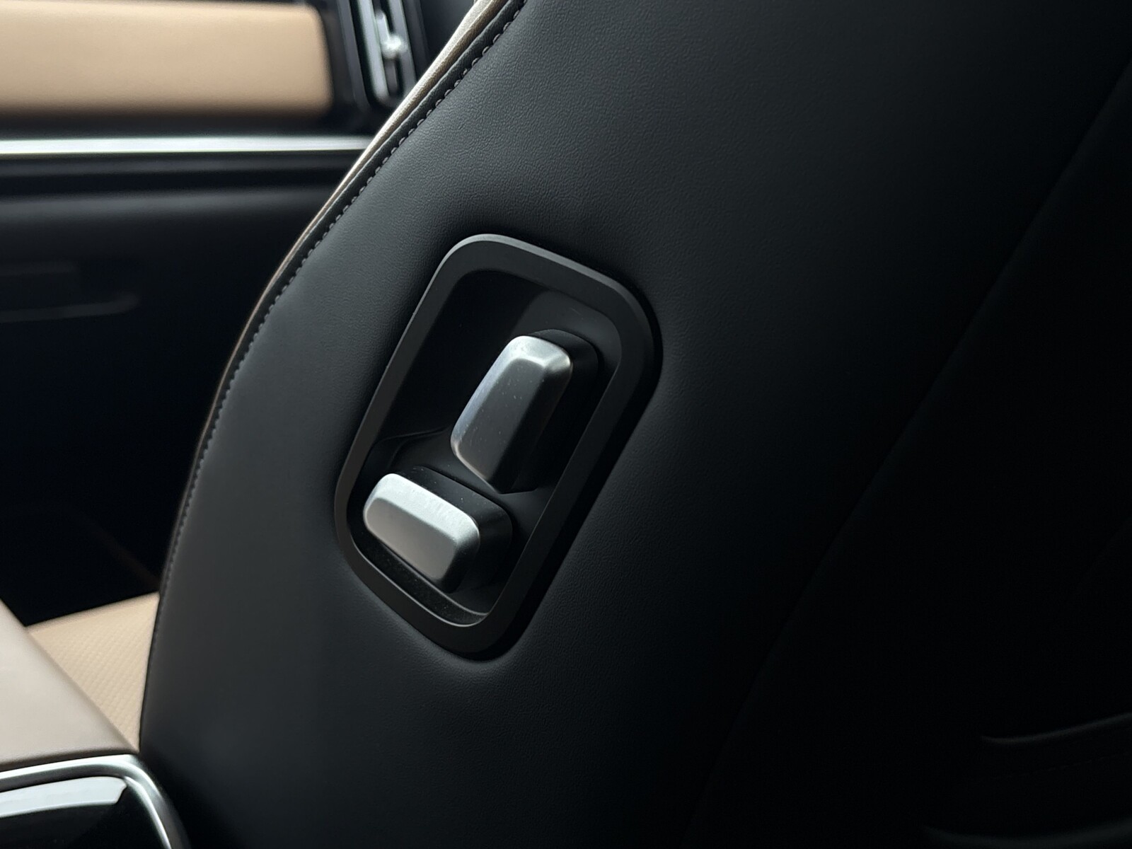 Jaecoo 7 PHEV - zdjęcie 11