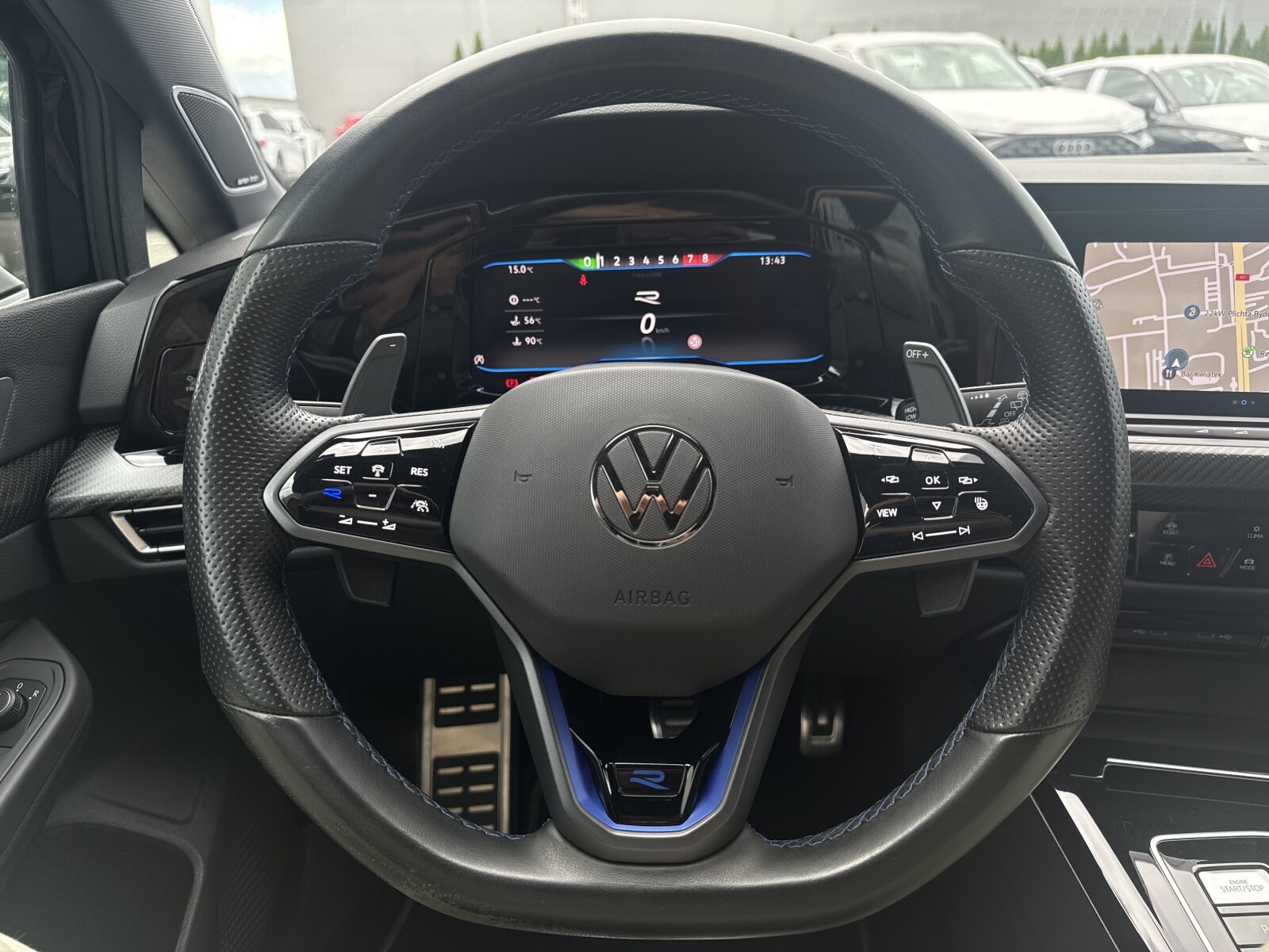 Volkswagen Golf - zdjęcie 15