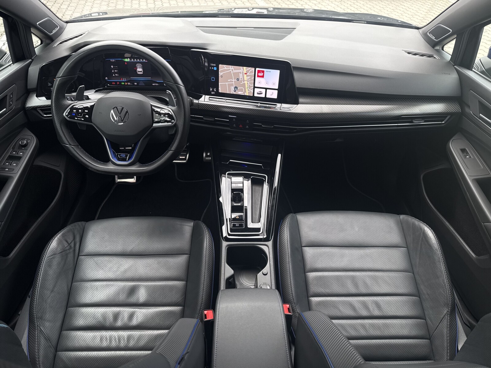 Volkswagen Golf - zdjęcie 14