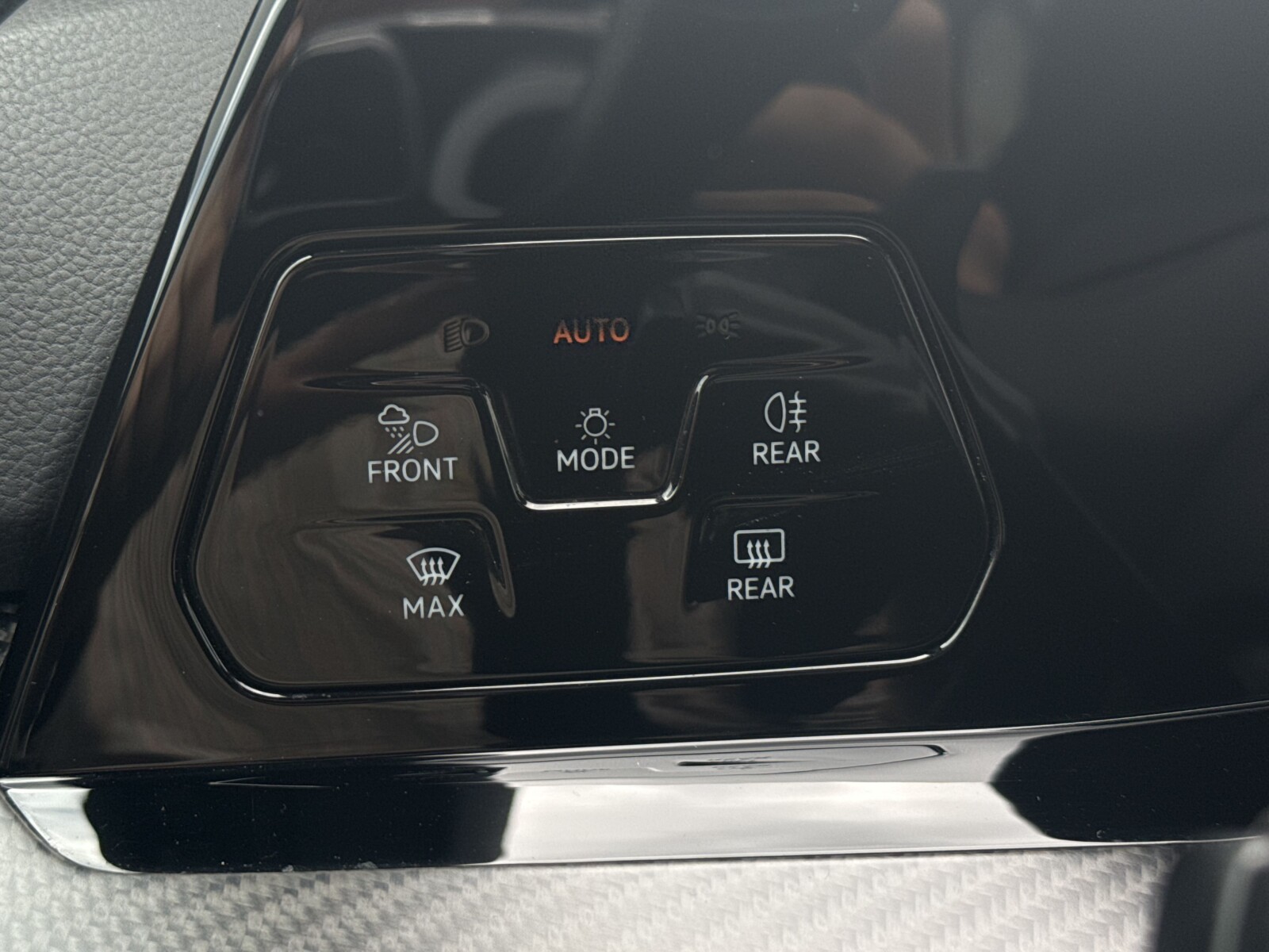 Volkswagen Golf - zdjęcie 10