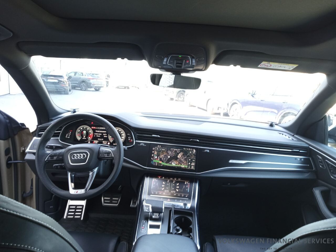 Audi SQ8 - zdjęcie 10