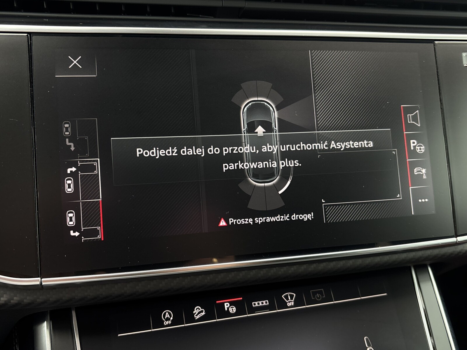 Audi SQ8 - zdjęcie 23