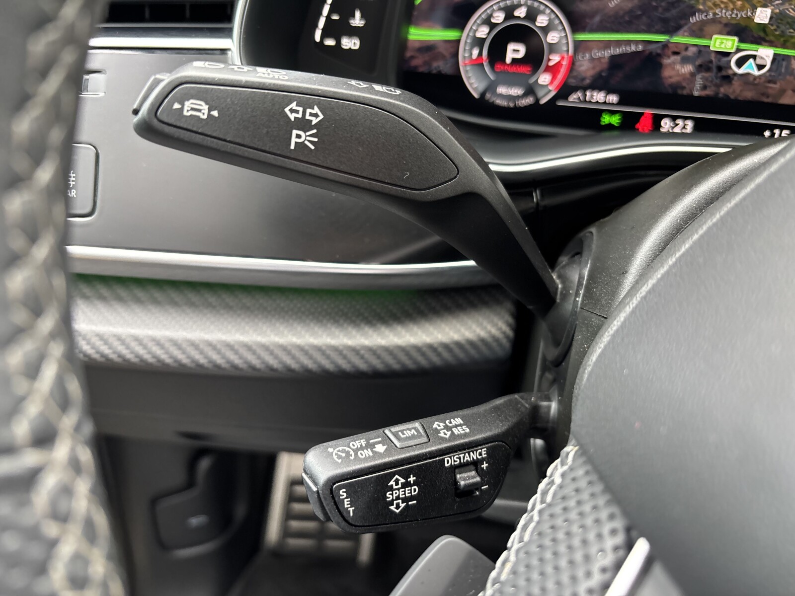 Audi SQ8 - zdjęcie 13