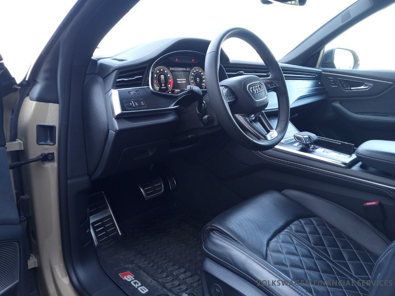 Audi SQ8 - zdjęcie 8
