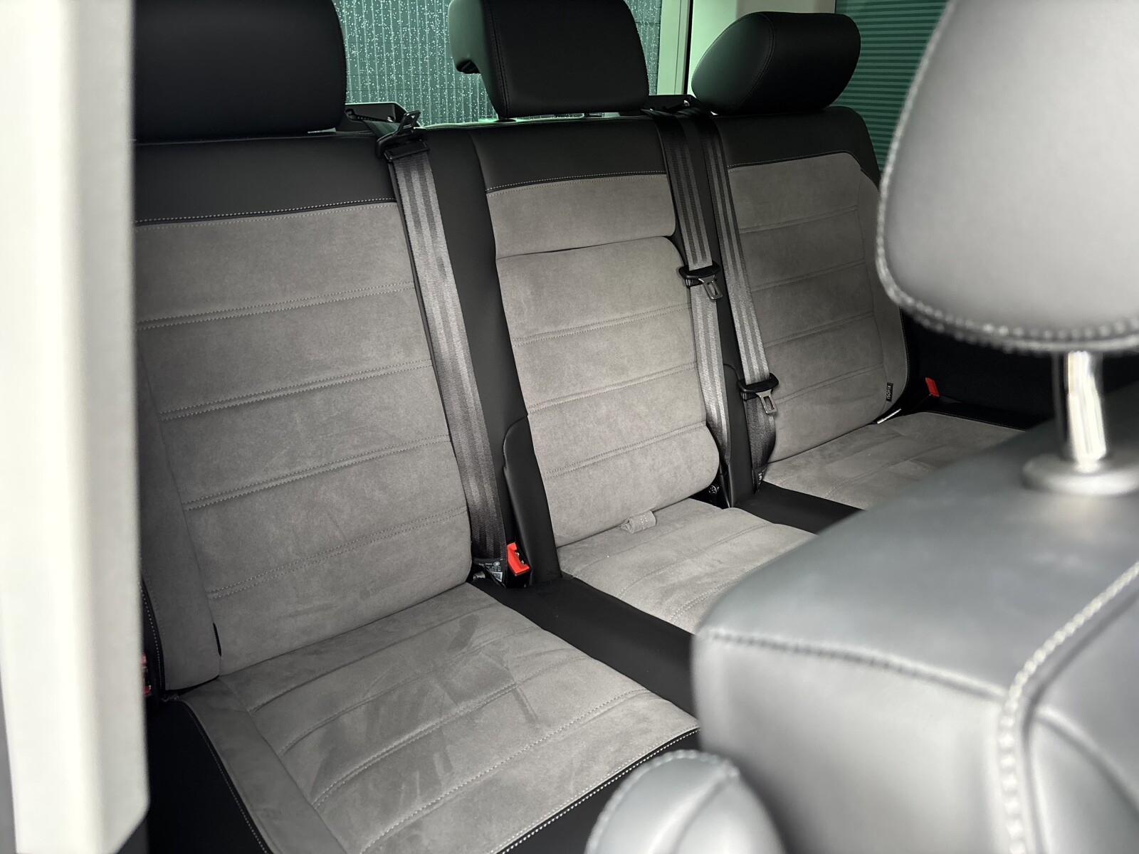 Volkswagen Multivan - zdjęcie 21