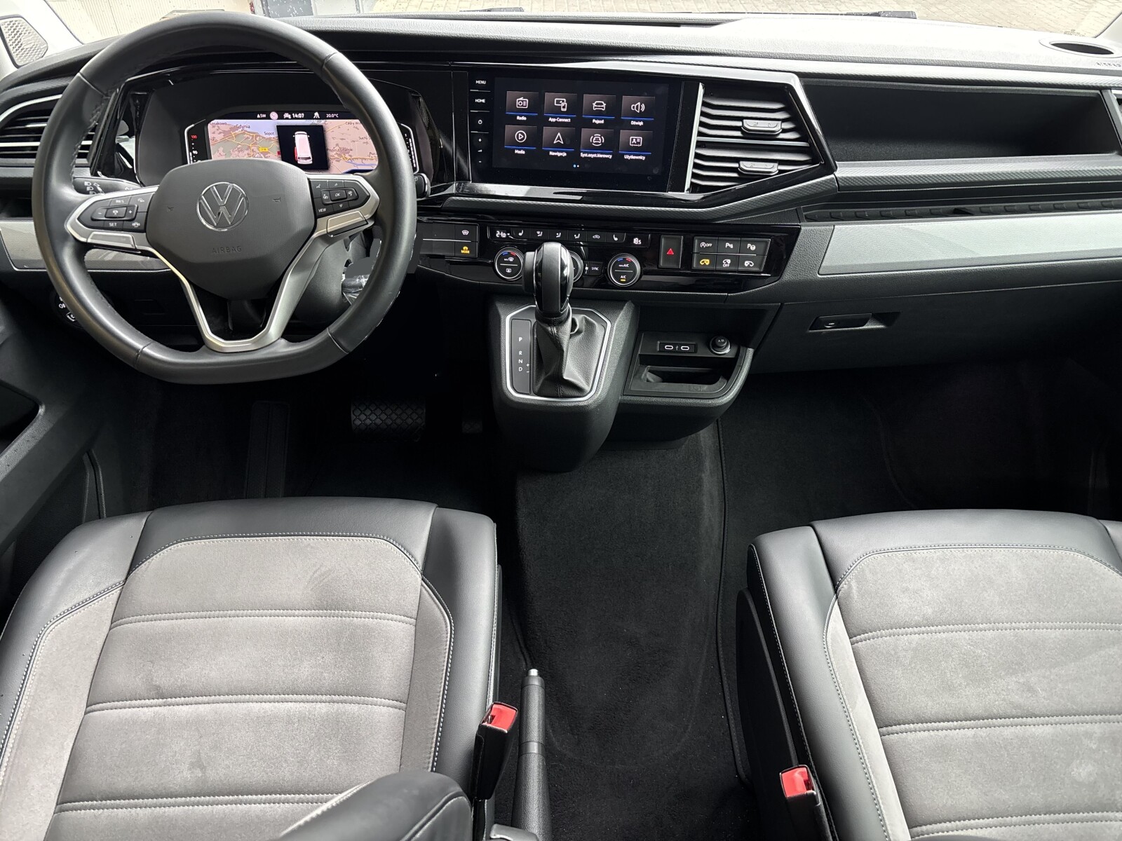Volkswagen Multivan - zdjęcie 9