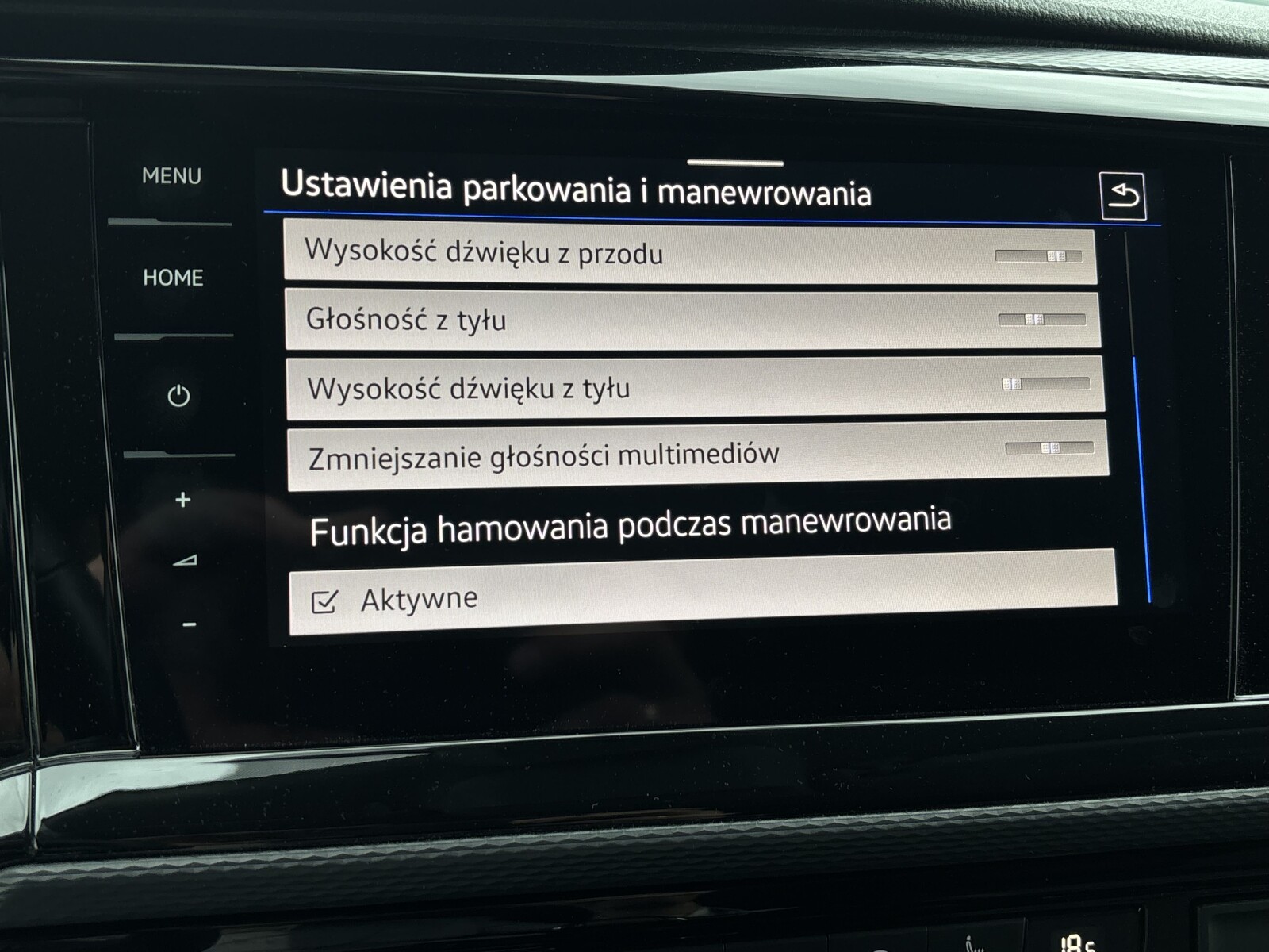 Volkswagen Multivan - zdjęcie 30