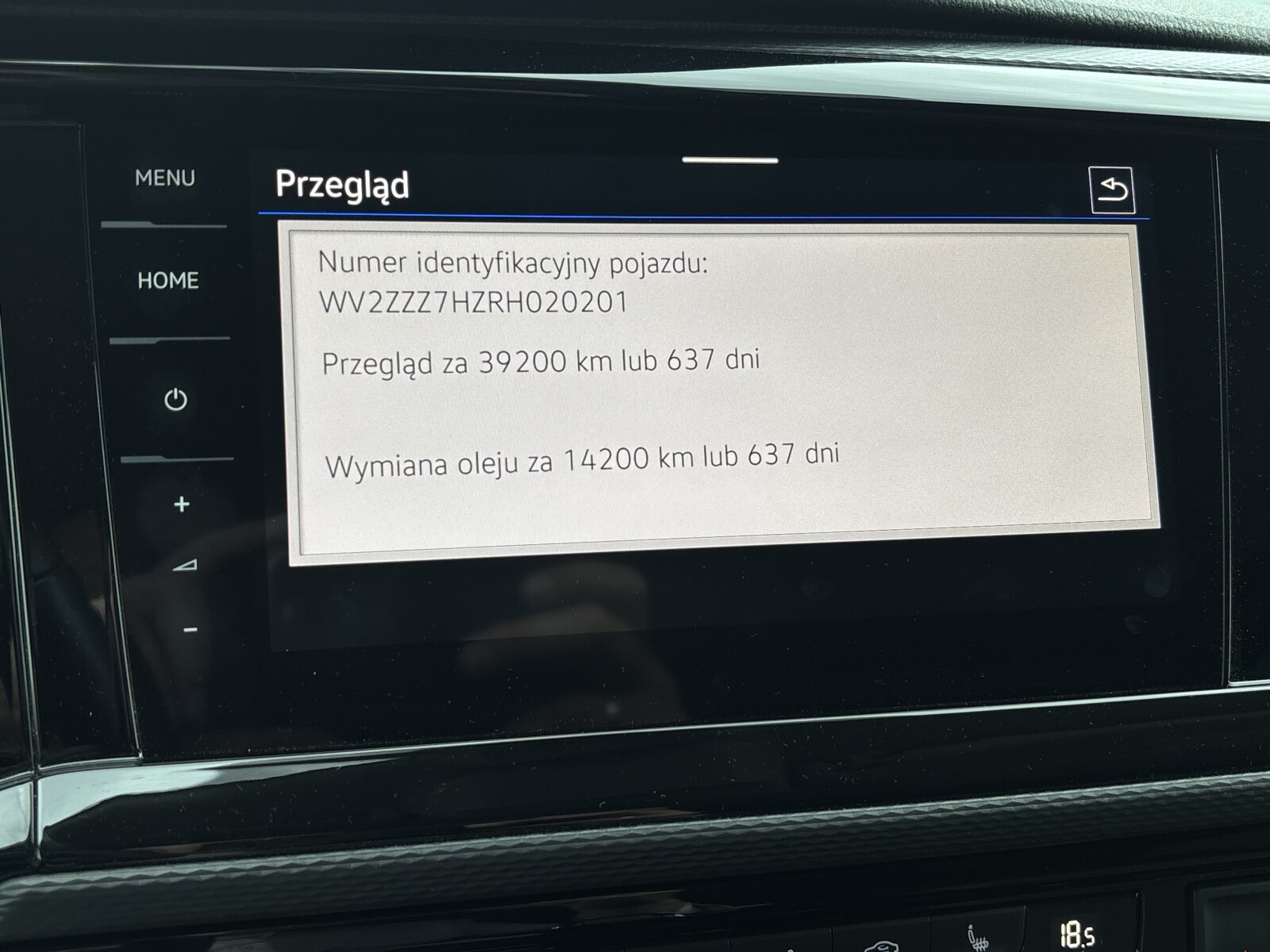 Volkswagen Multivan - zdjęcie 31