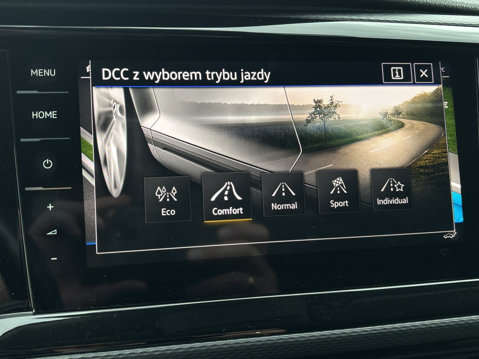 Volkswagen Multivan - zdjęcie 28