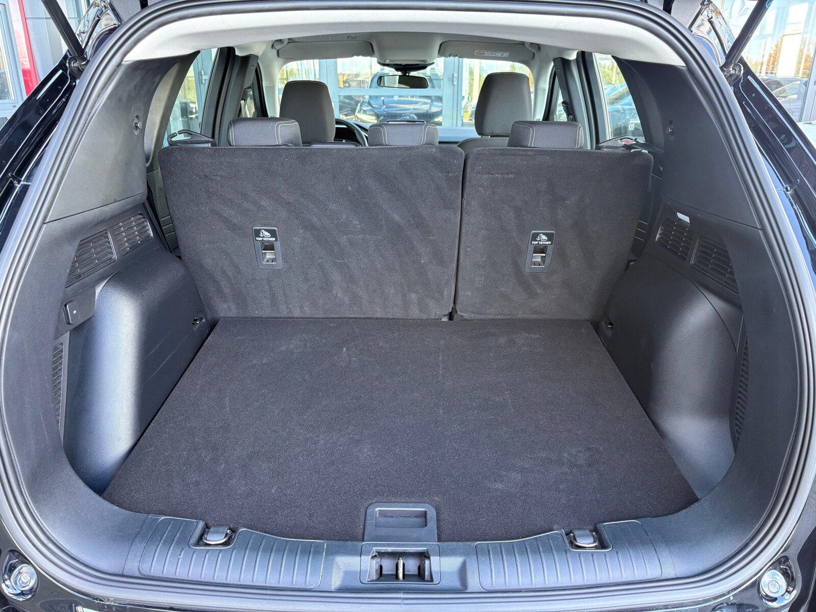 Ford Kuga - zdjęcie 16