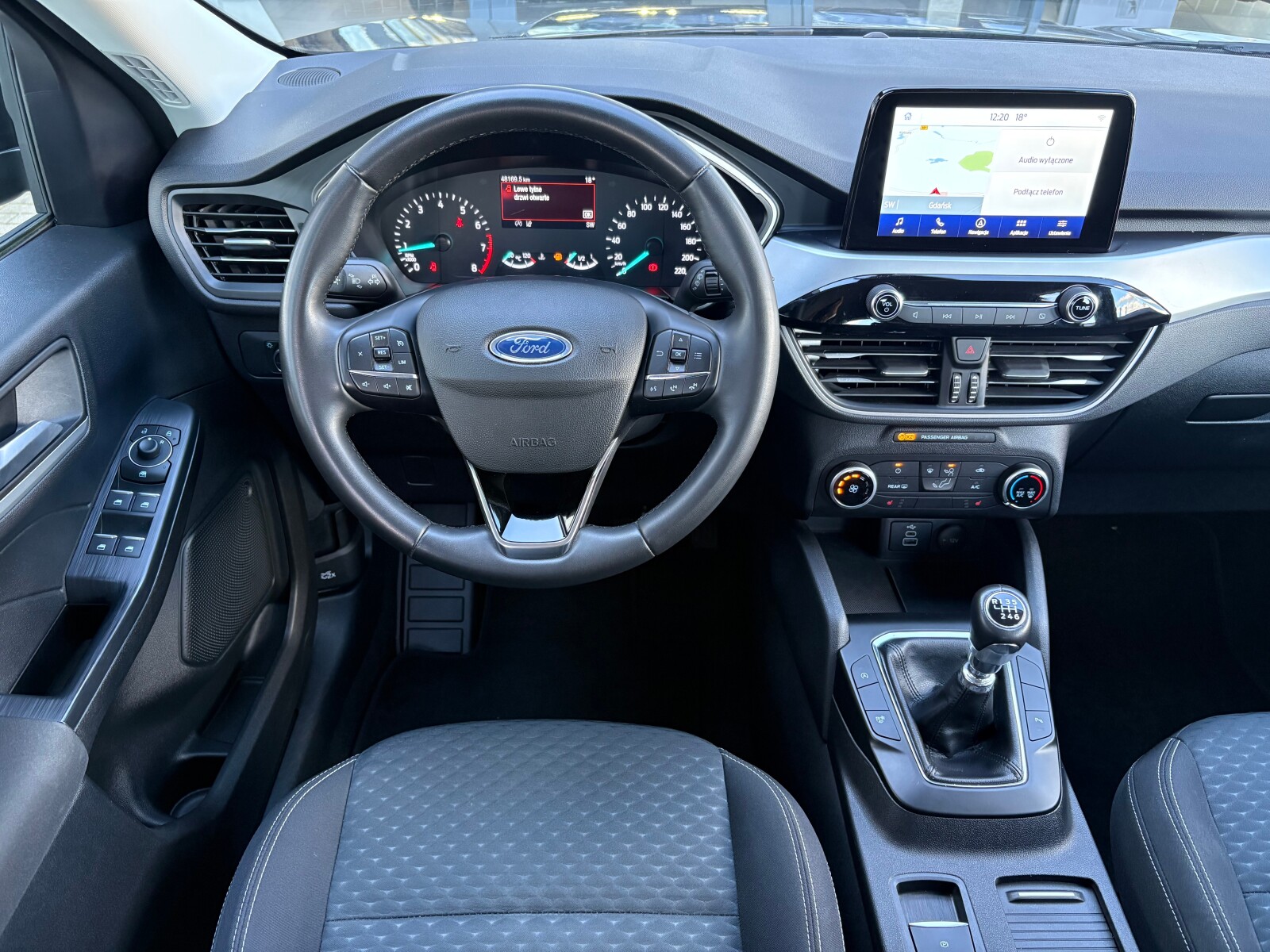 Ford Kuga - zdjęcie 10