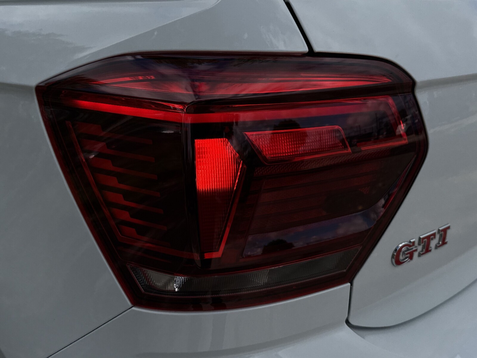 Volkswagen Polo - zdjęcie 37