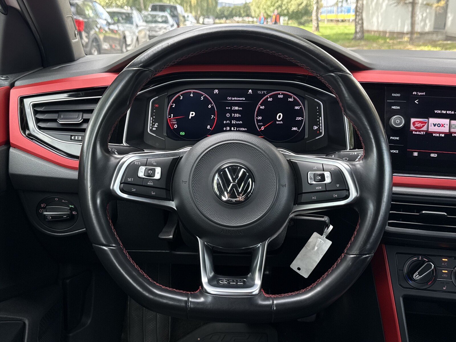 Volkswagen Polo - zdjęcie 18