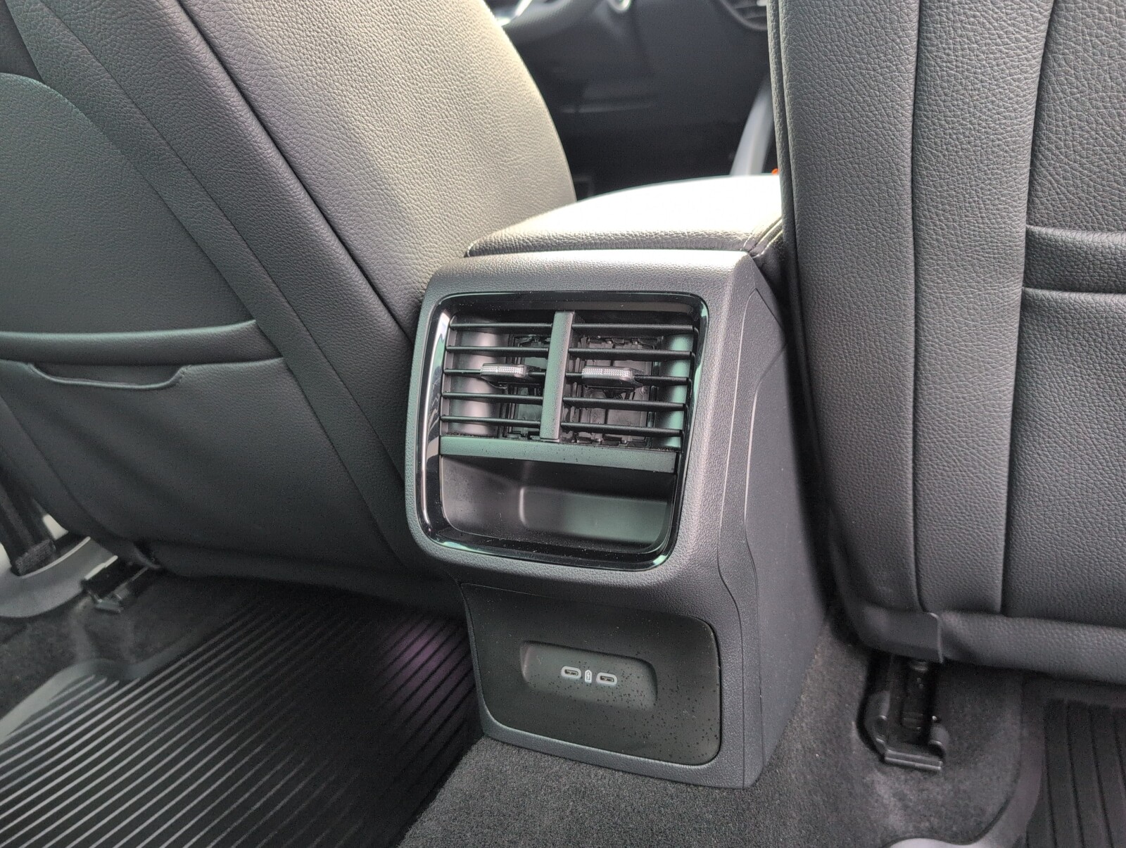 Škoda Octavia - zdjęcie 13