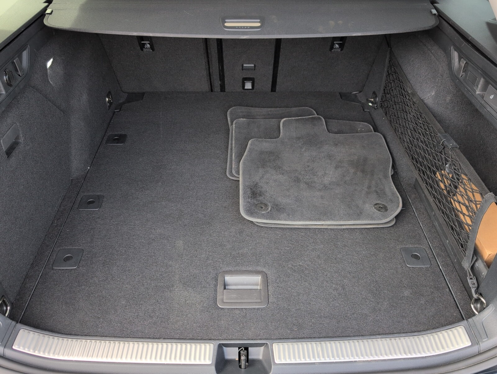 Škoda Superb Combi - zdjęcie 9