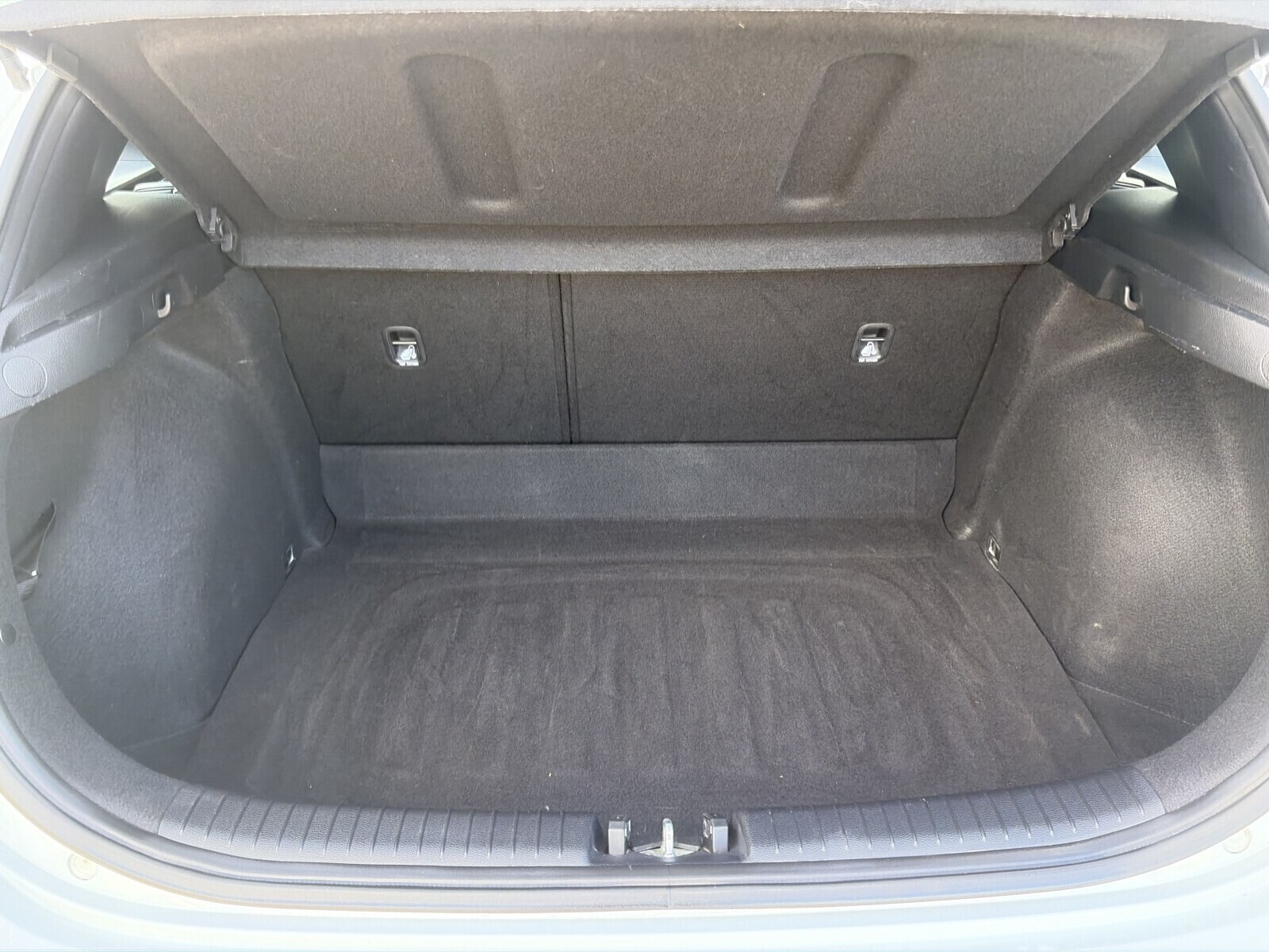 Kia Ceed - zdjęcie 17