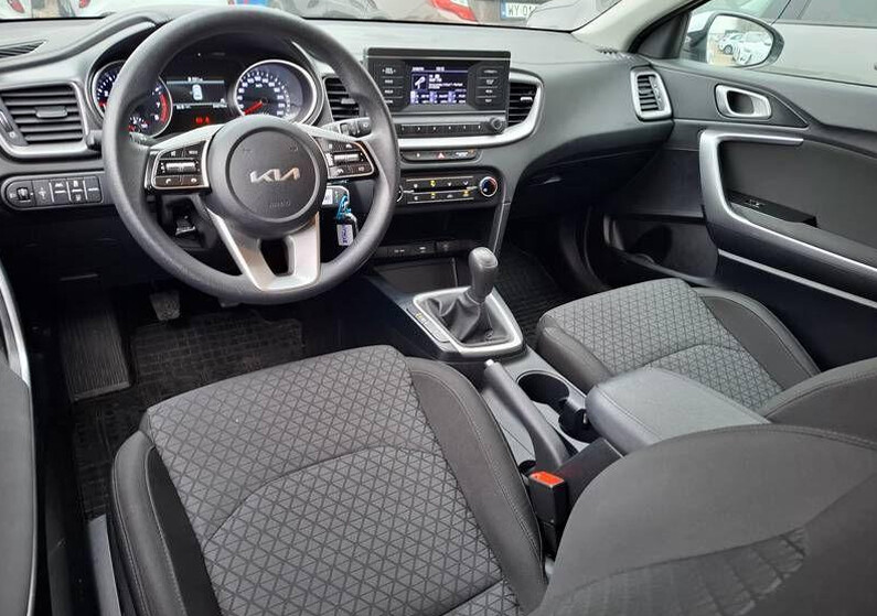 Kia Ceed - zdjęcie 3