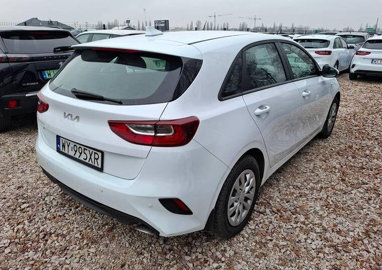 Kia Ceed - zdjęcie 2