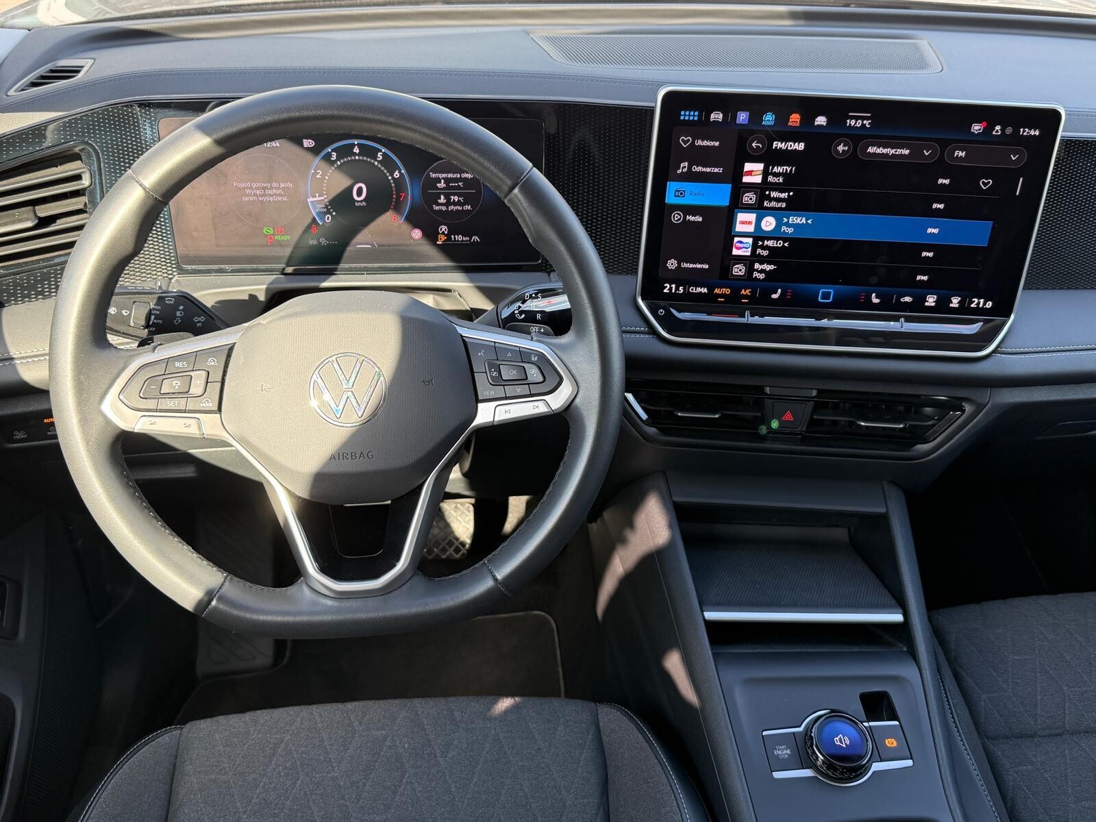 Volkswagen Tiguan - zdjęcie 10