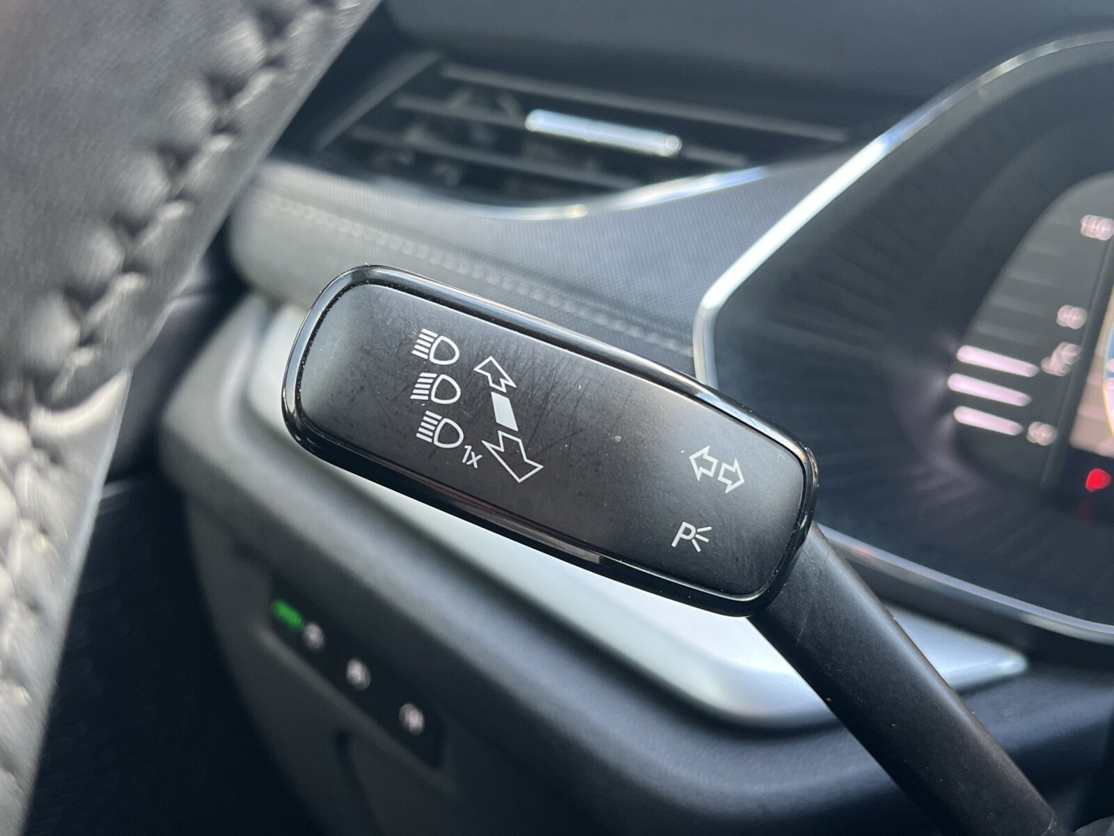 Škoda Octavia Combi - zdjęcie 19