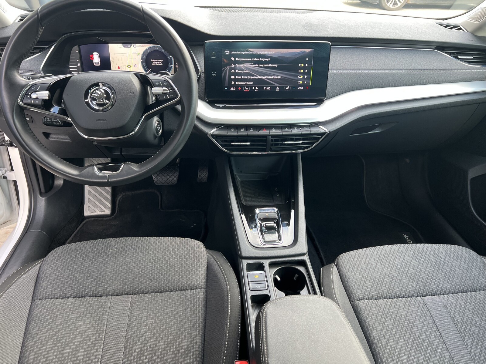 Škoda Octavia Combi - zdjęcie 9