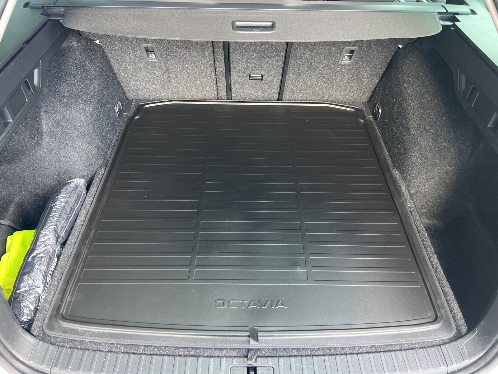 Škoda Octavia Combi - zdjęcie 32