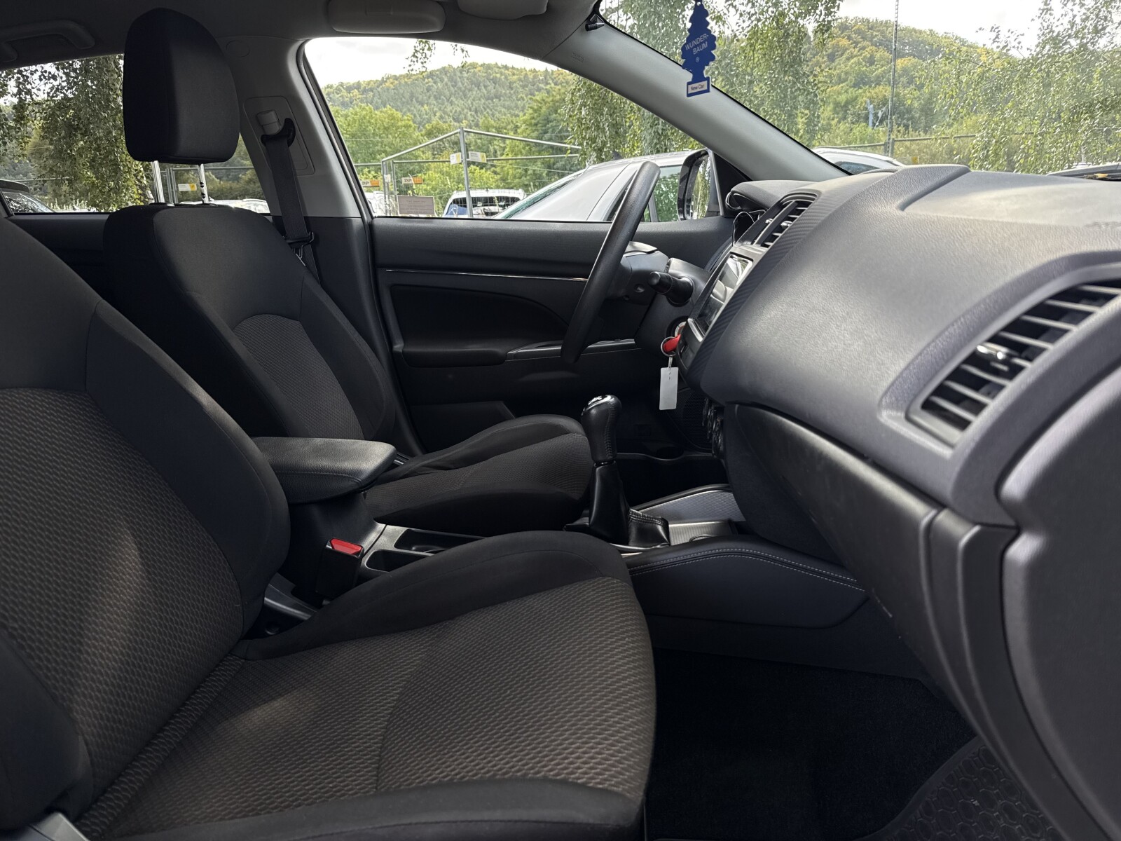 Mitsubishi ASX - zdjęcie 12