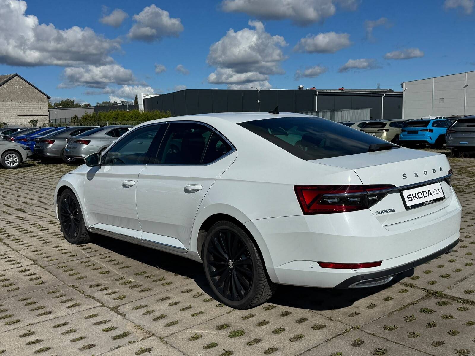 Škoda Superb - zdjęcie 3