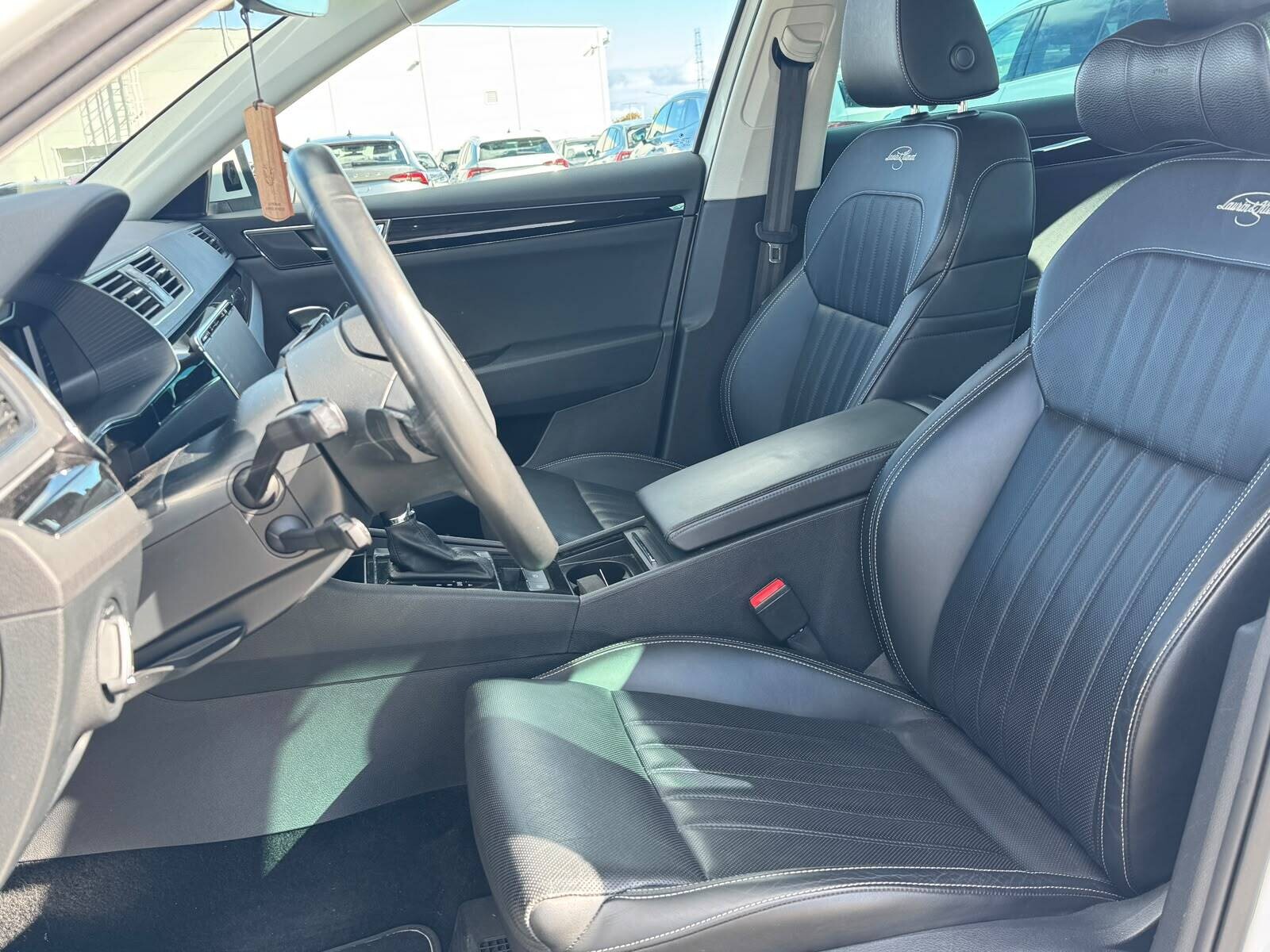 Škoda Superb - zdjęcie 7
