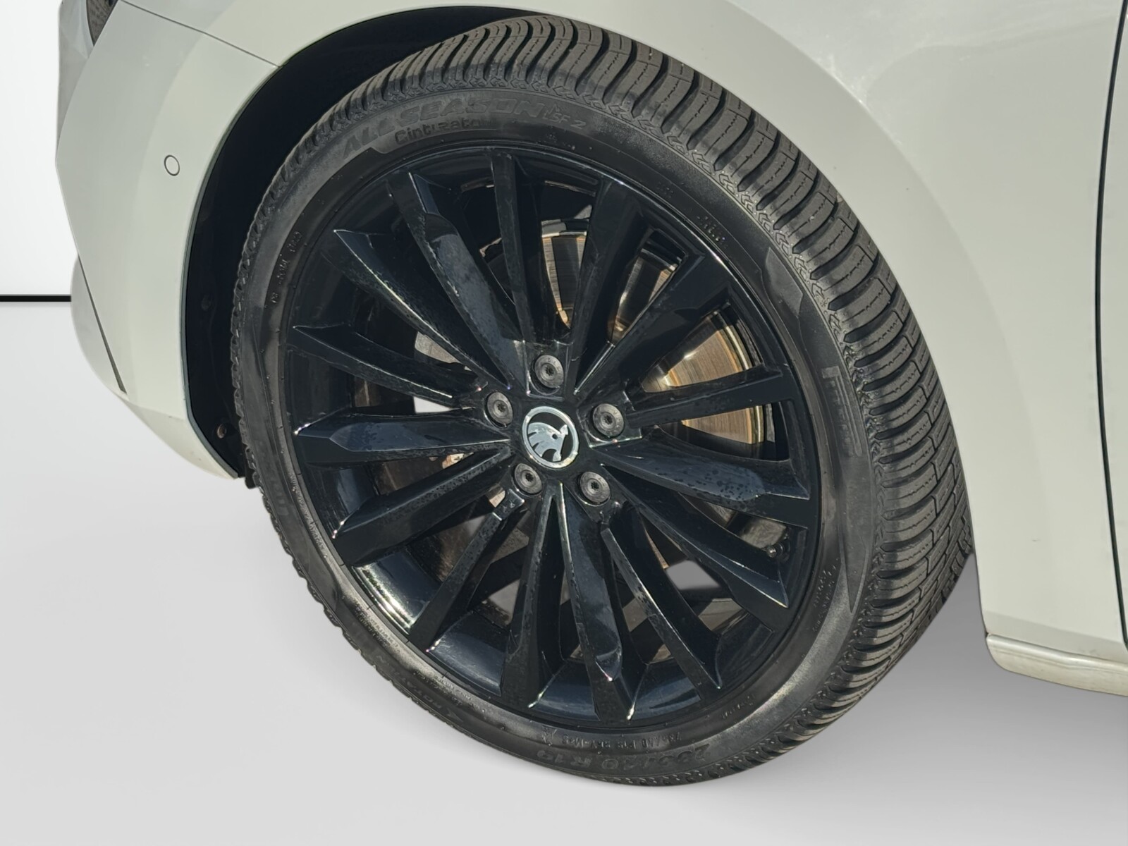 Škoda Superb - zdjęcie 31