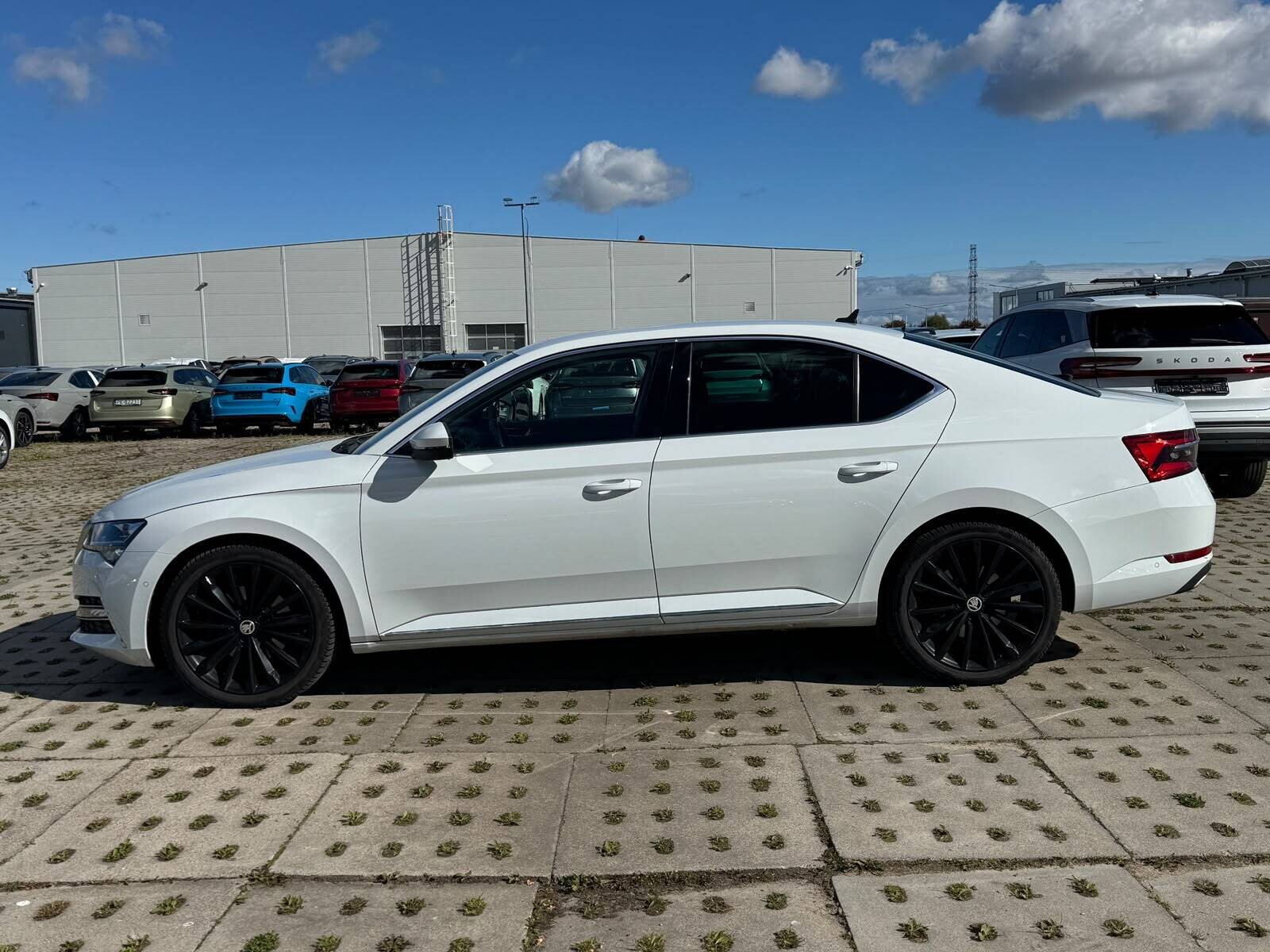 Škoda Superb - zdjęcie 2