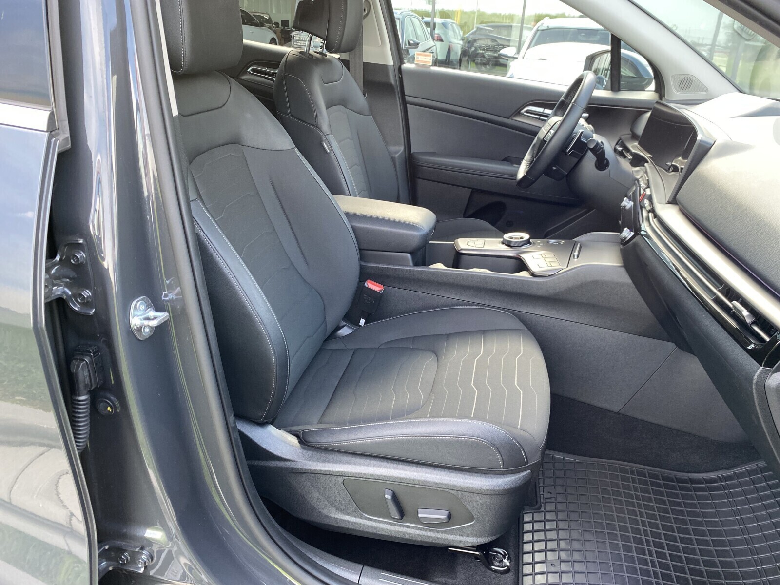 Kia Sportage - zdjęcie 17