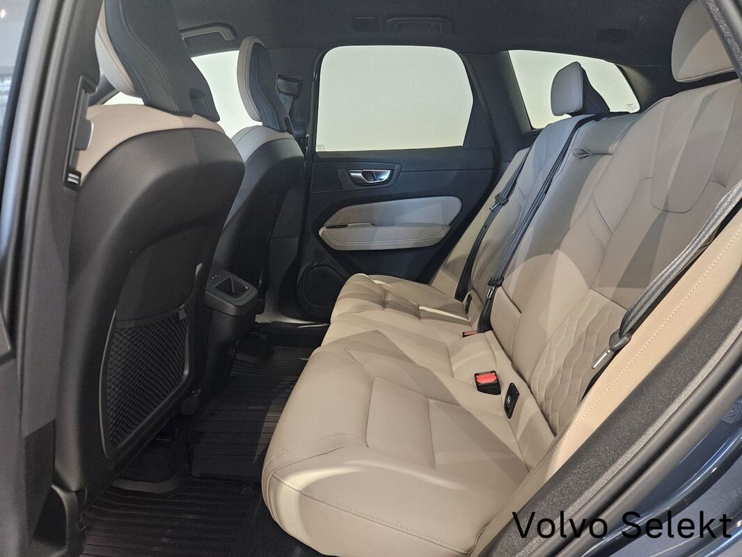 Volvo XC 60 - zdjęcie 9