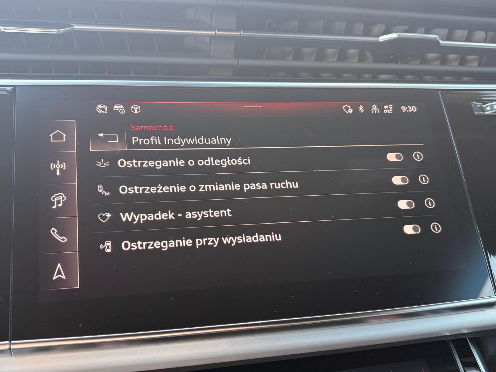 Audi Q8 - zdjęcie 38
