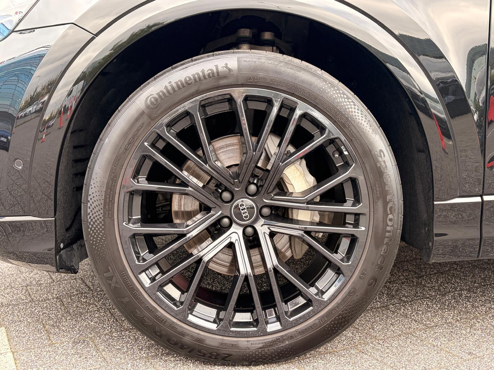 Audi Q8 - zdjęcie 10