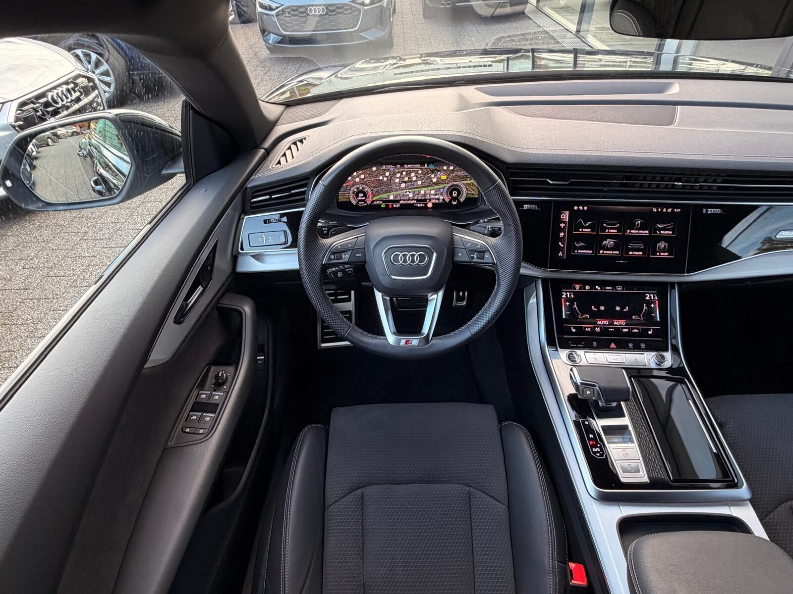 Audi Q8 - zdjęcie 25