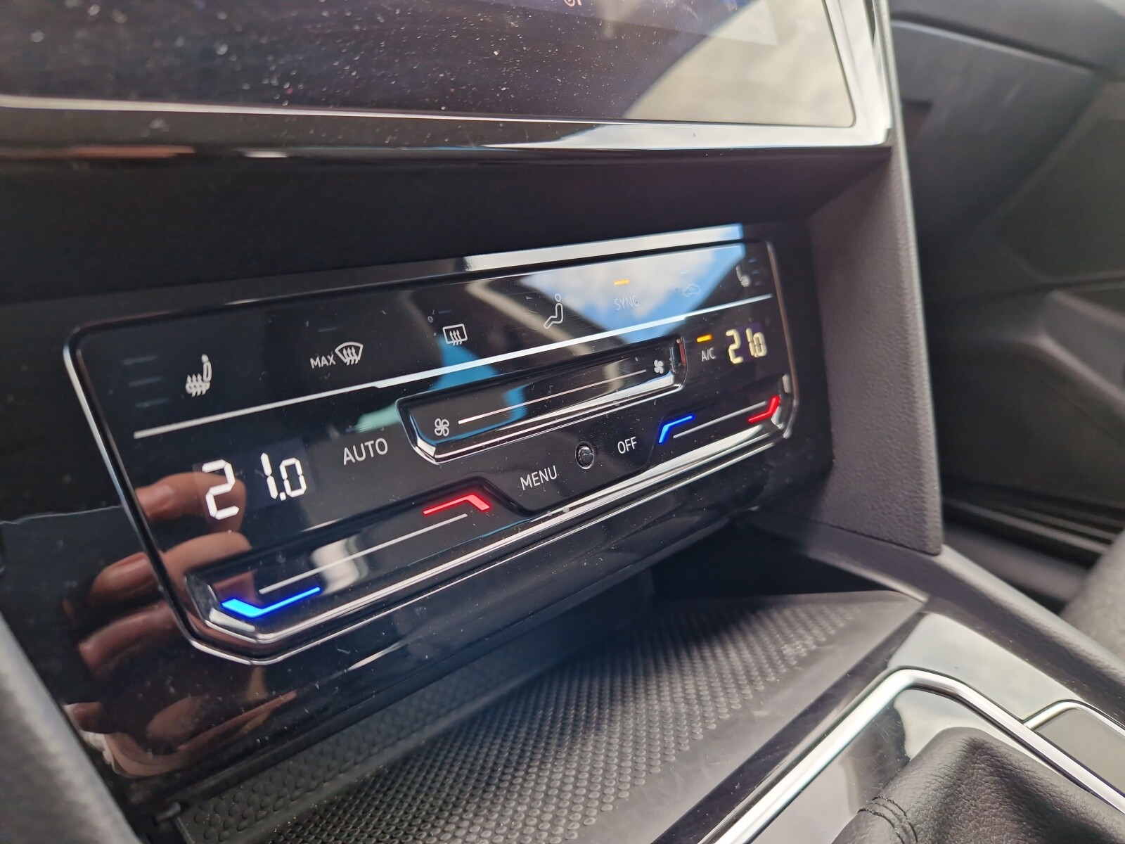 Volkswagen Passat Variant - zdjęcie 19